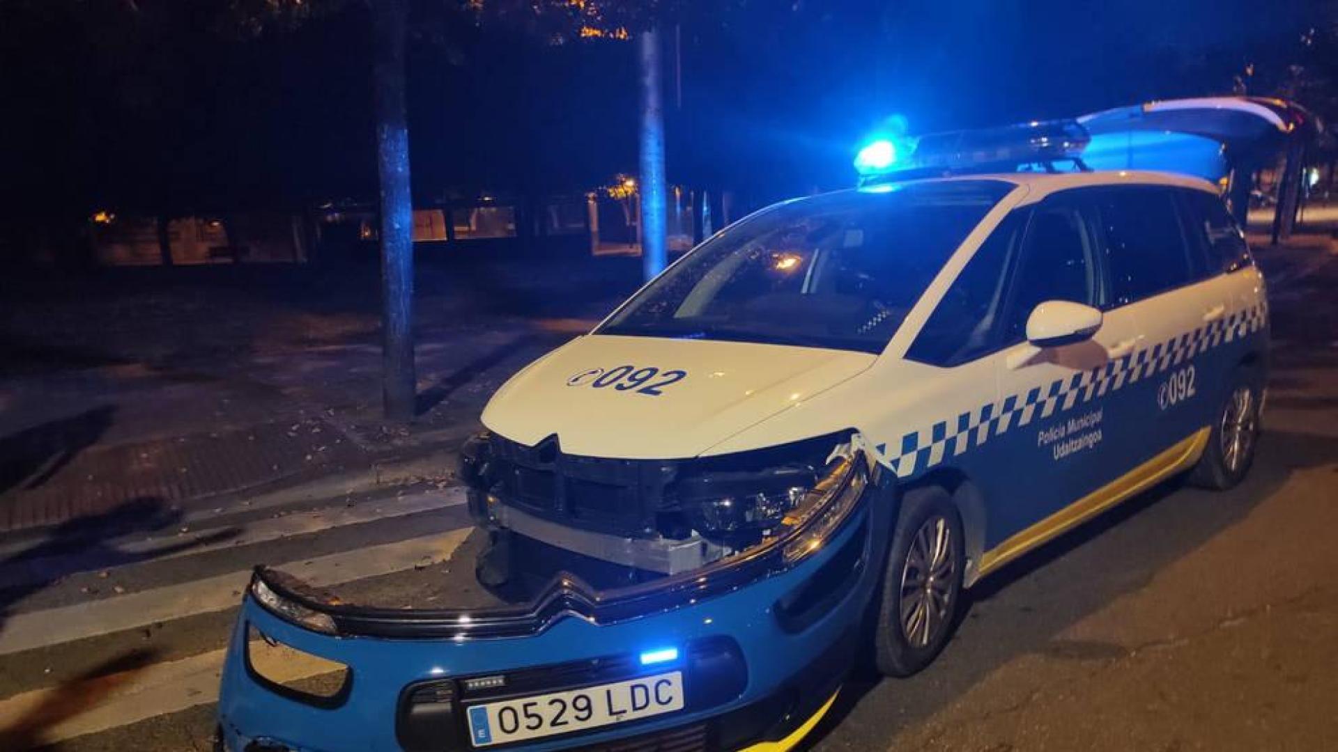Una policía municipal resulta herida por un conductor dado a la fuga