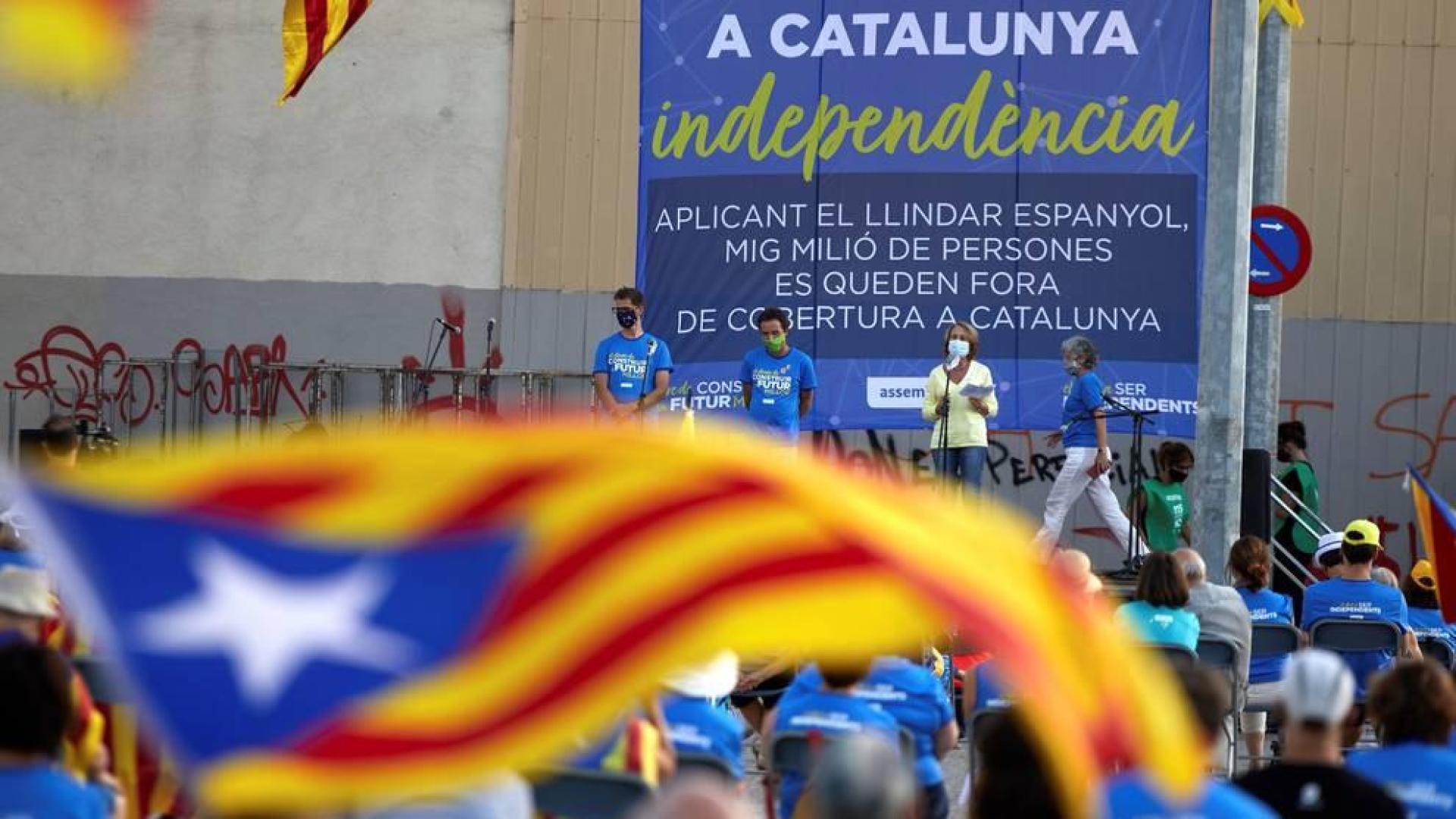 Las entidades independentistas critican a JxCat y ERC y exigen una "estrategia de país"