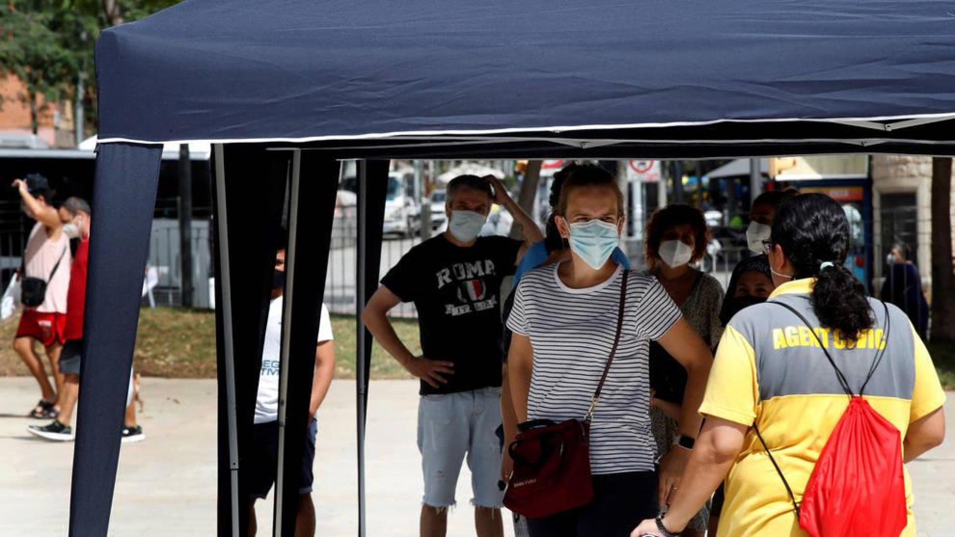 Cataluña registra 1.282 casos y 16 fallecidos en las últimas 24 horas