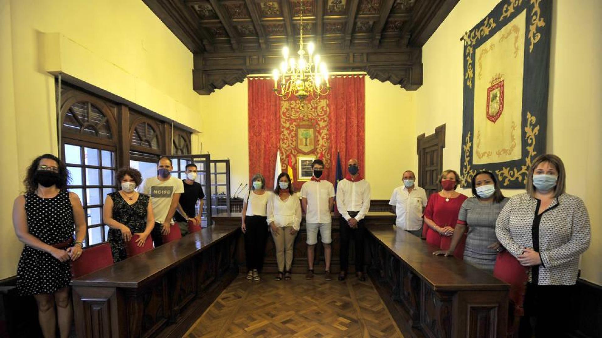 Homenaje sencillo pero muy sentido en Olite