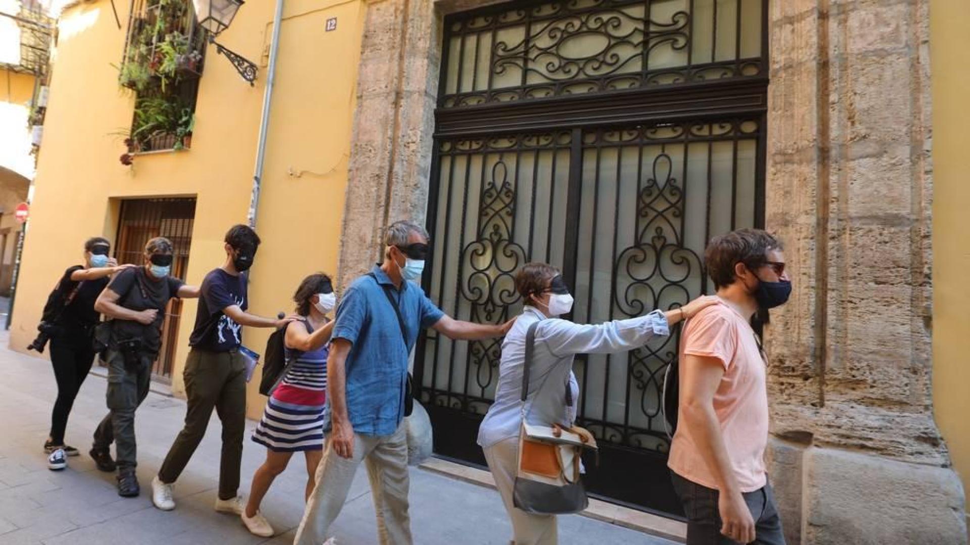 Jiménez Landa le invita a su piso mental