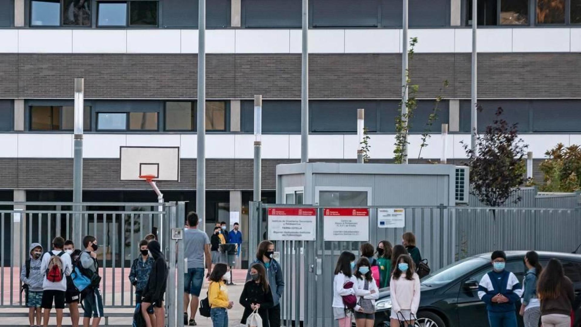 Las clases de Educación Física, a instalaciones deportivas de Estella