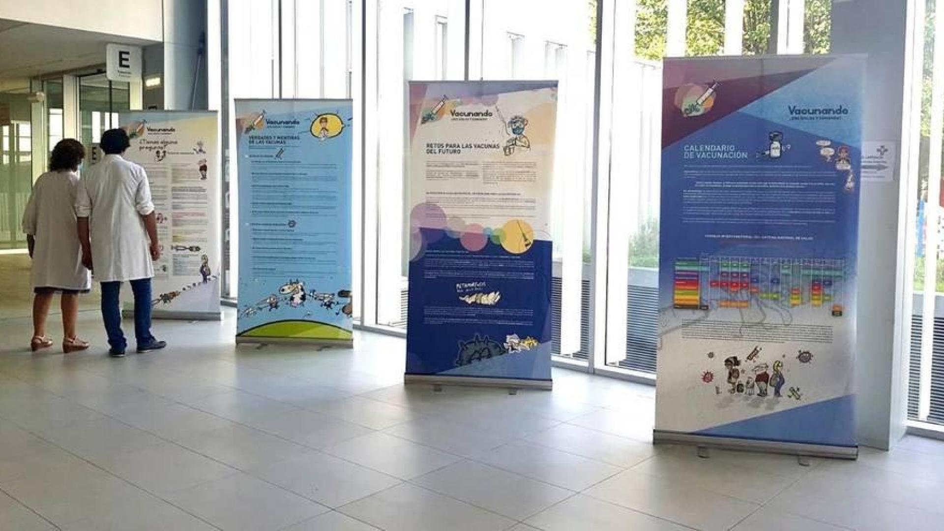 Una exposición del CHN informa a la ciudadanía sobre la importancia de las vacunas