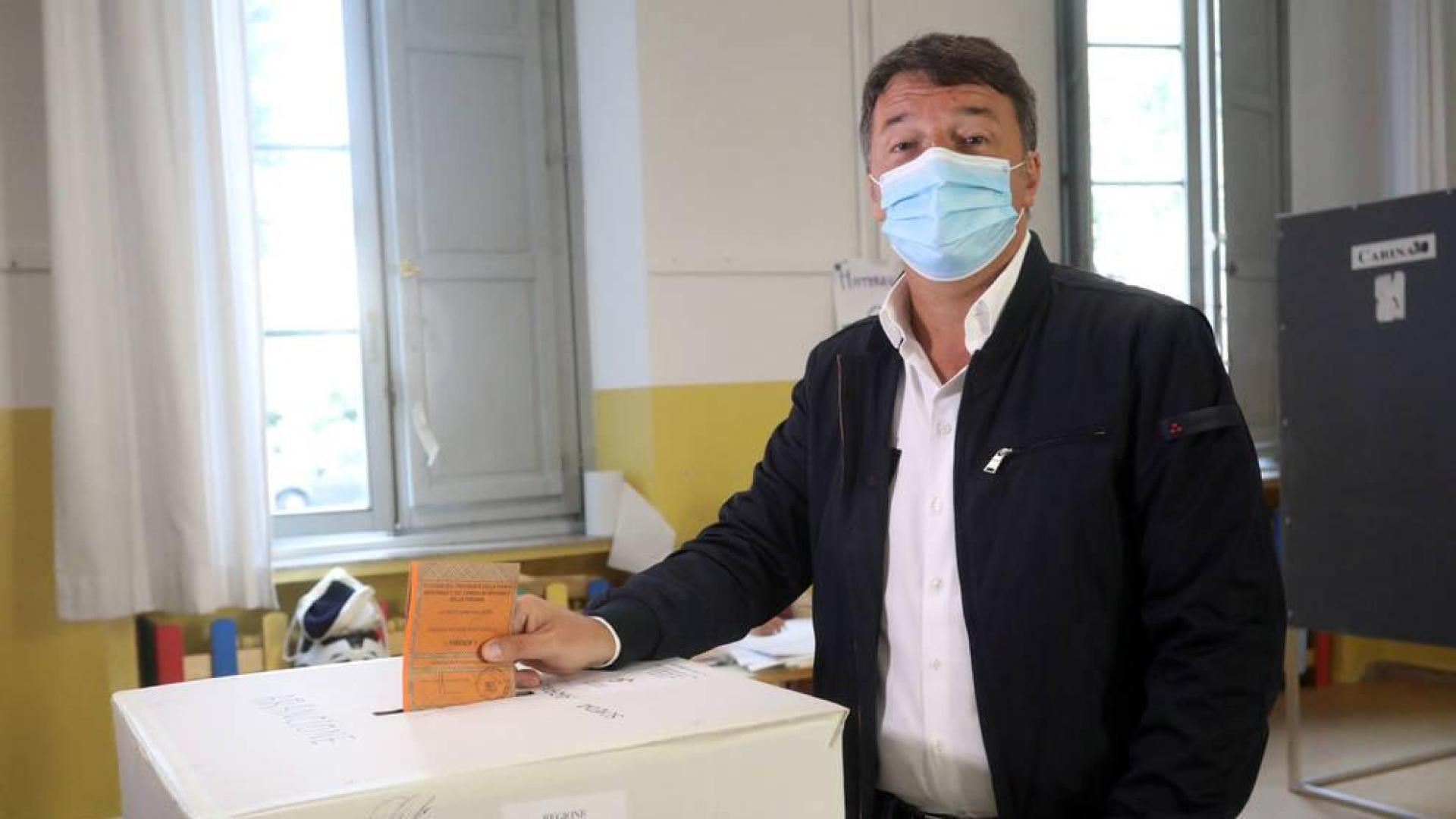 Italia vota en referéndum la reducción de parlamentarios de la Cámara y el Senado