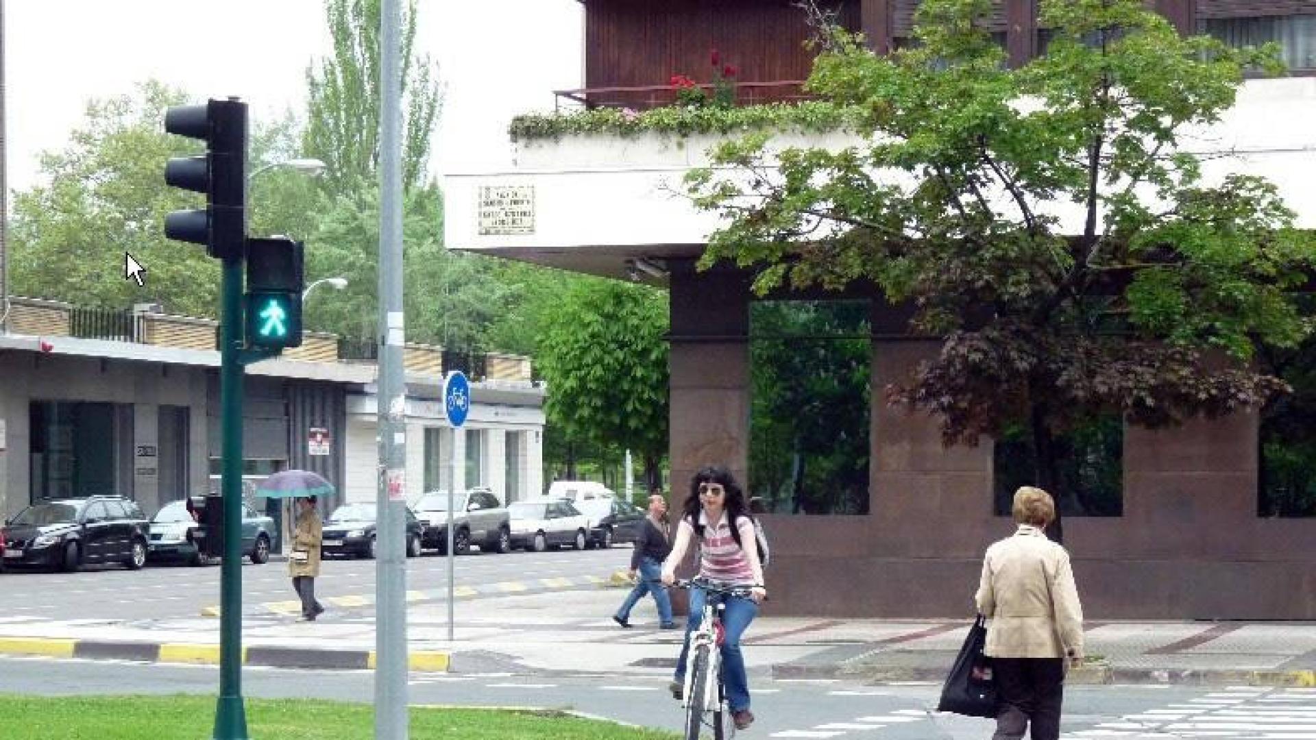 El Ayuntamiento mejorará más de 100 pasos de peatones que no tienen 5 metros previos libres