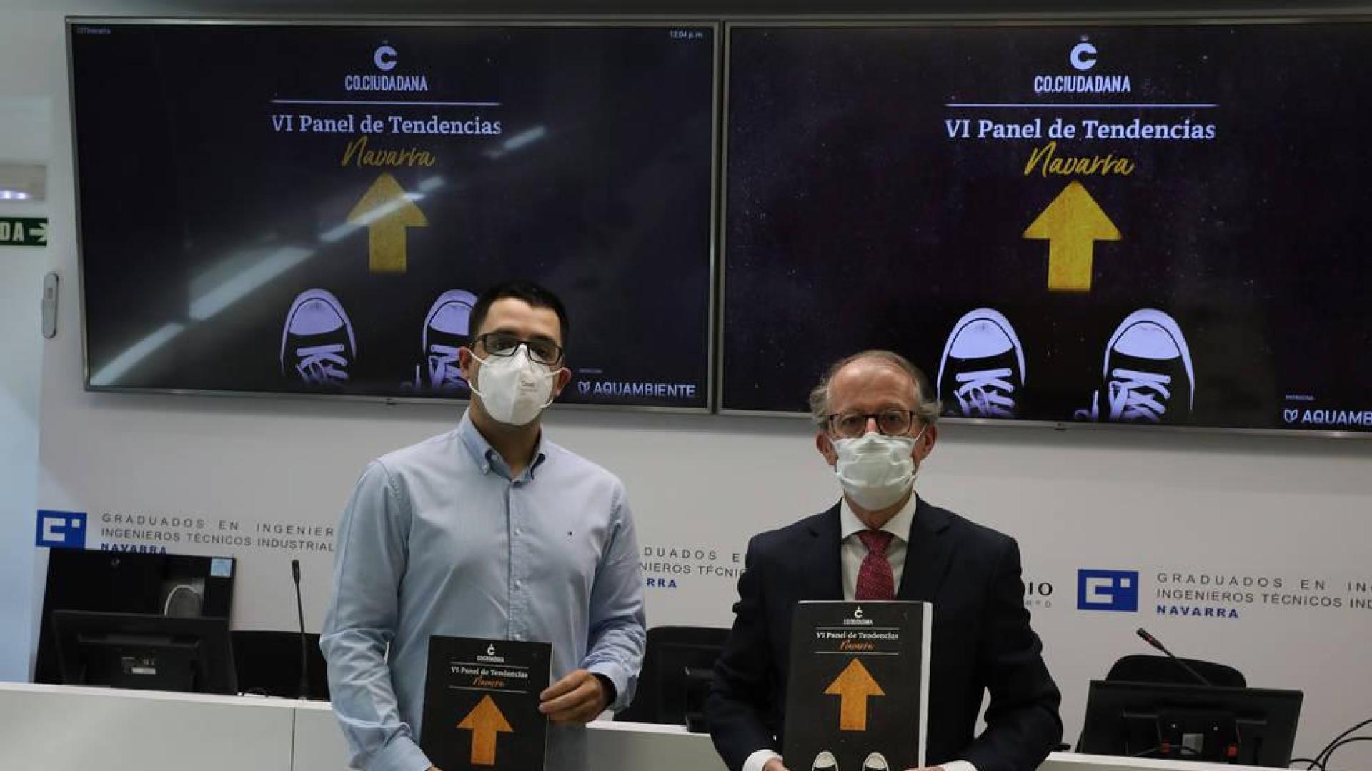 Gonzalo Reguera, de la consultoria inPactos, que elabora el panel, y Aladino Colín (Co.ciudadana).