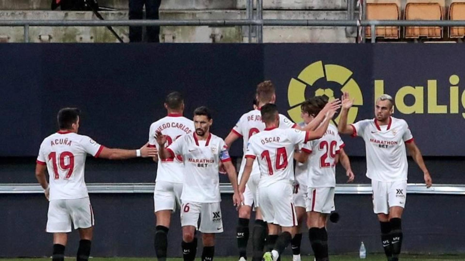El Sevilla vence al Cádiz en un final trepidante