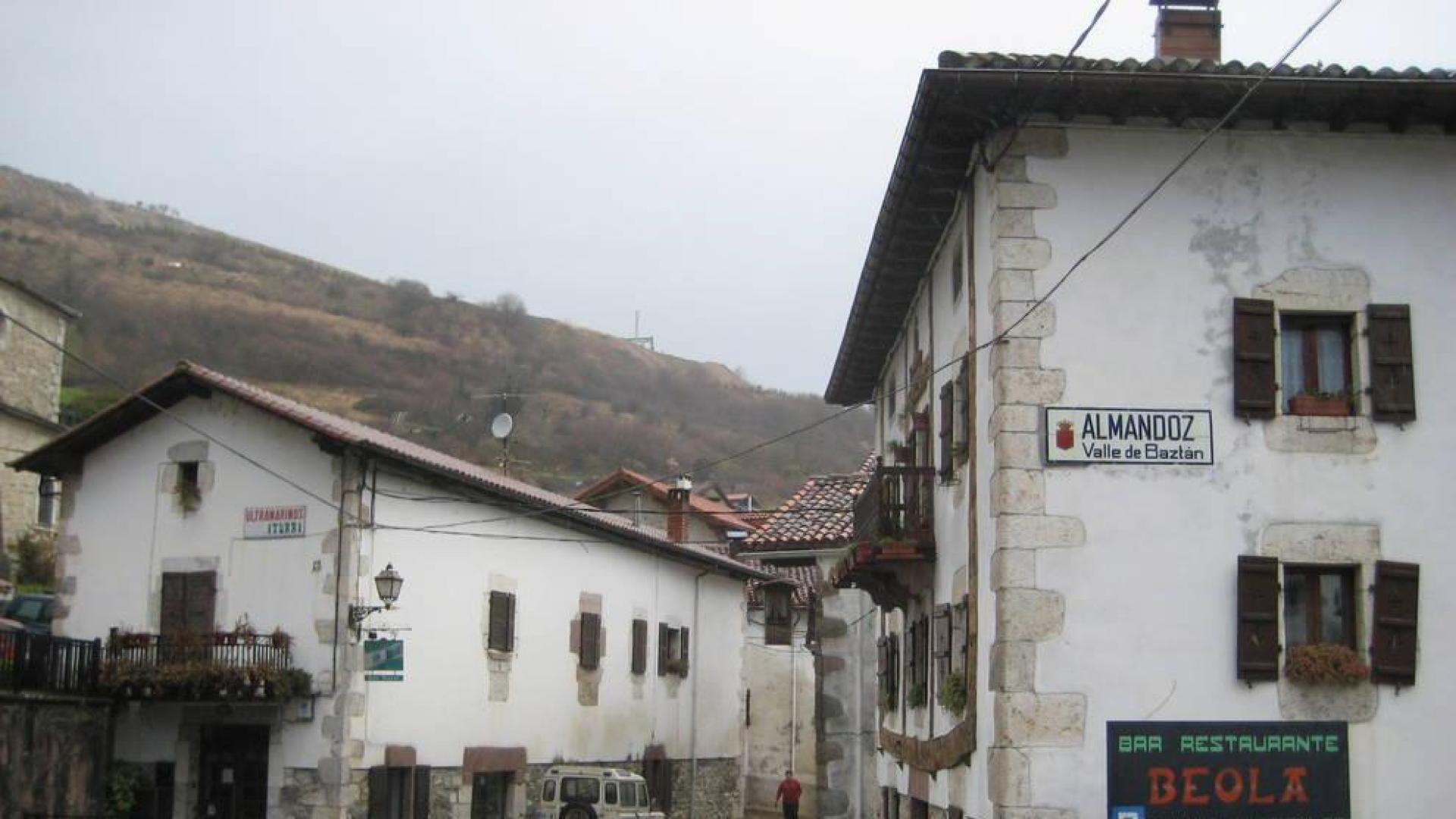 Medio Ambiente aprobó un acceso a canteras que rechazó Almandoz