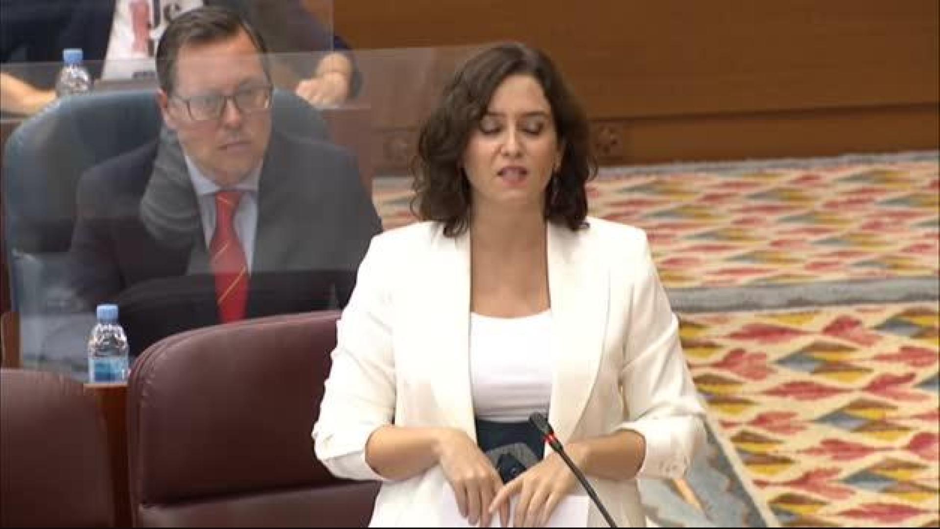 Ayuso: "Este Gobierno no está en rebeldía y cumplirá las órdenes"