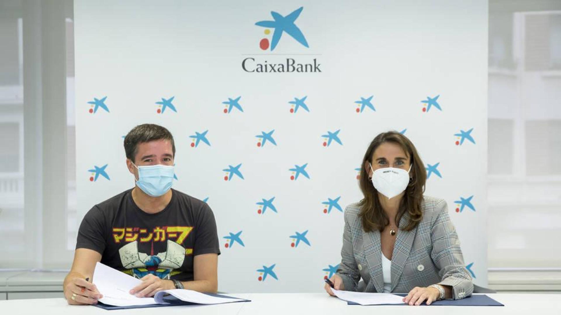 CaixaBank y la Asociación de Comerciantes renuevan su convenio para impulsar el comercio local