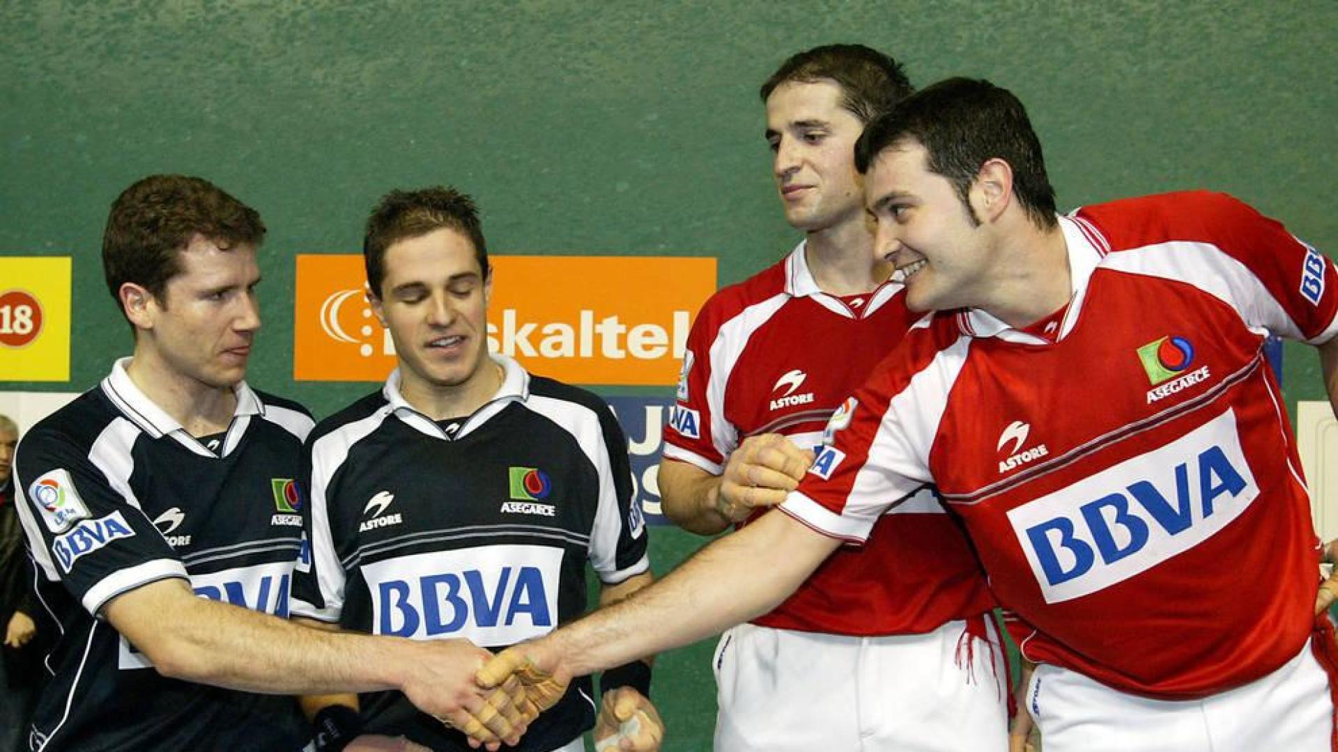 Aimar Olaizola ya es el pelotari con más finales de Parejas