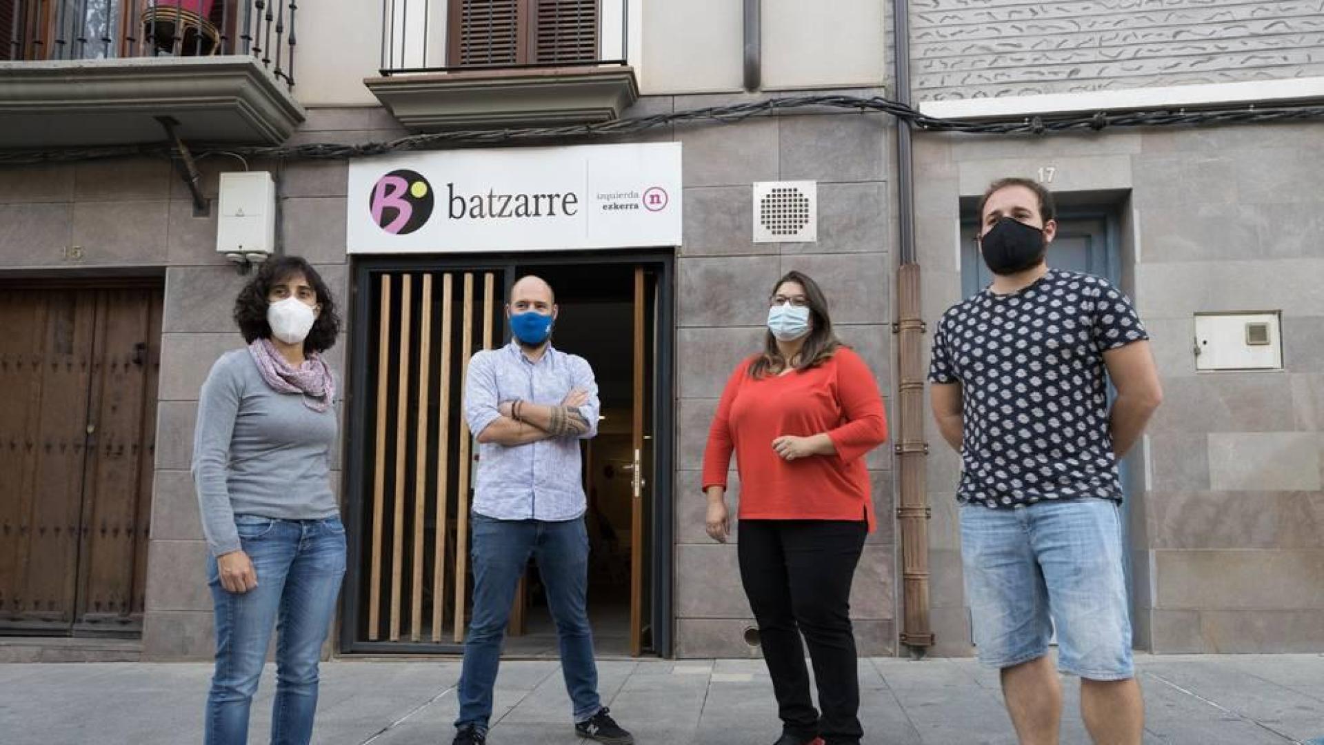 De izda. a dcha., los ediles de I-E Marisa Marqués, Marius Gutiérrez, Olga Risueño y Alberto Lajusticia.