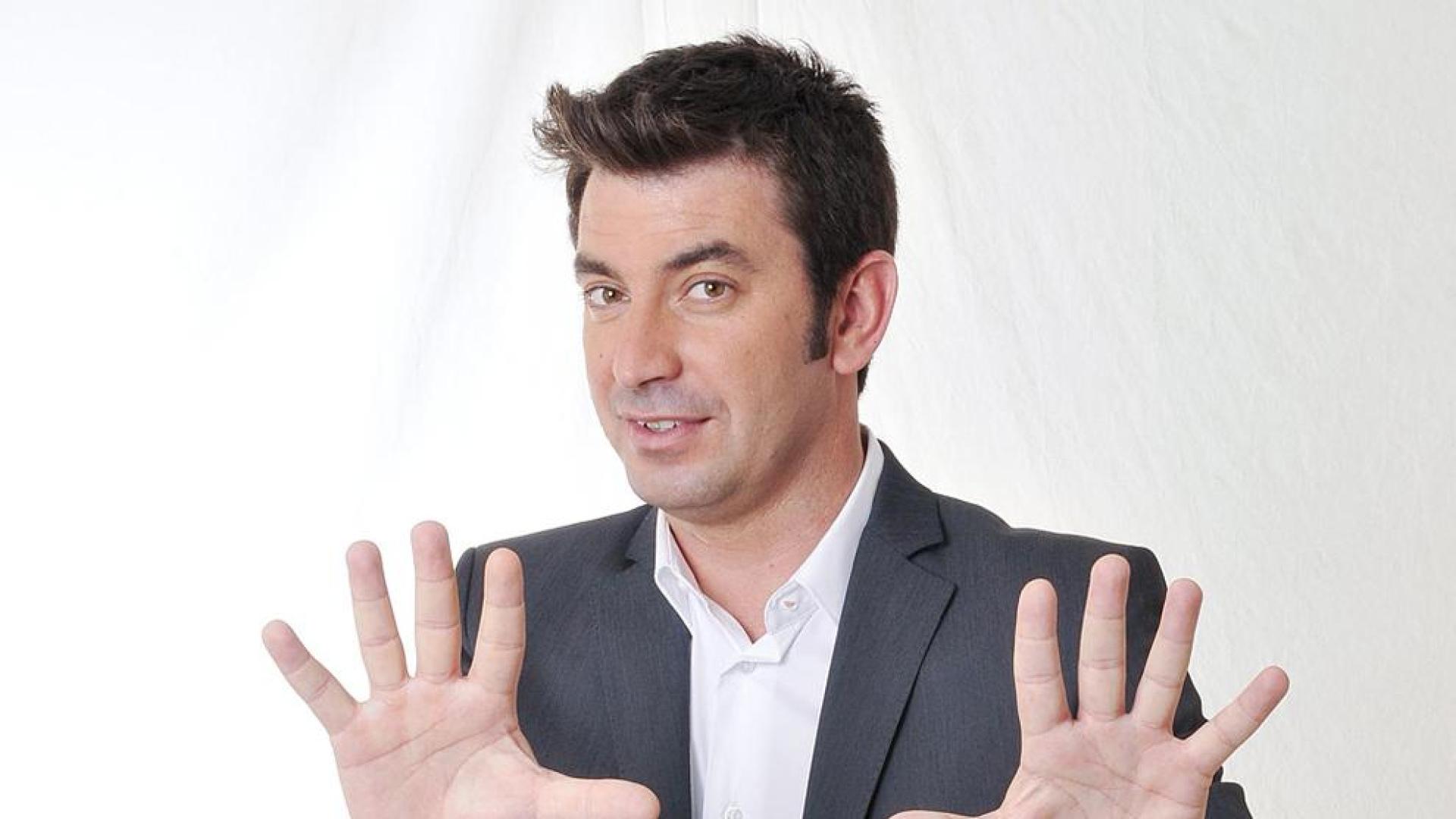 Los humoristas improvisan con Arturo Valls