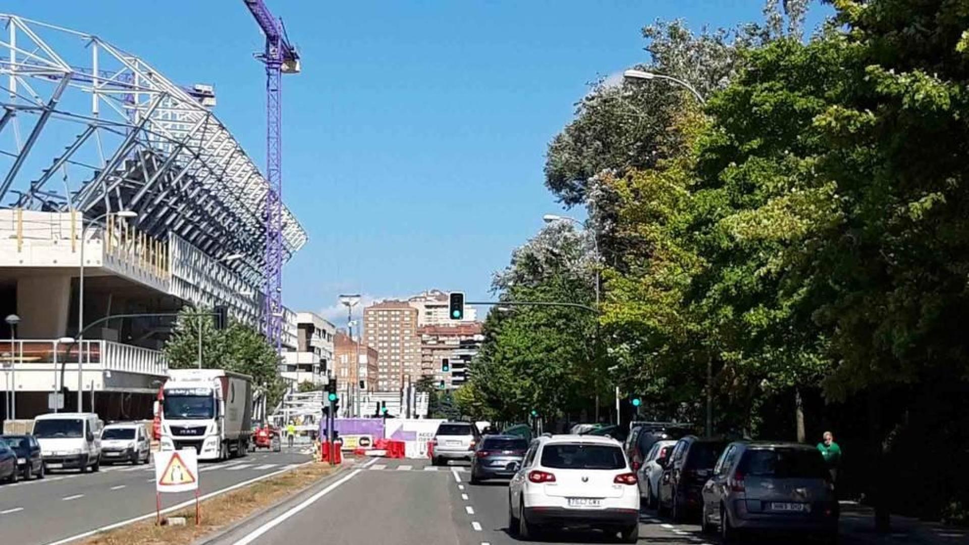 La 'curiosa' diferencia de semáforos de la calle Sadar
