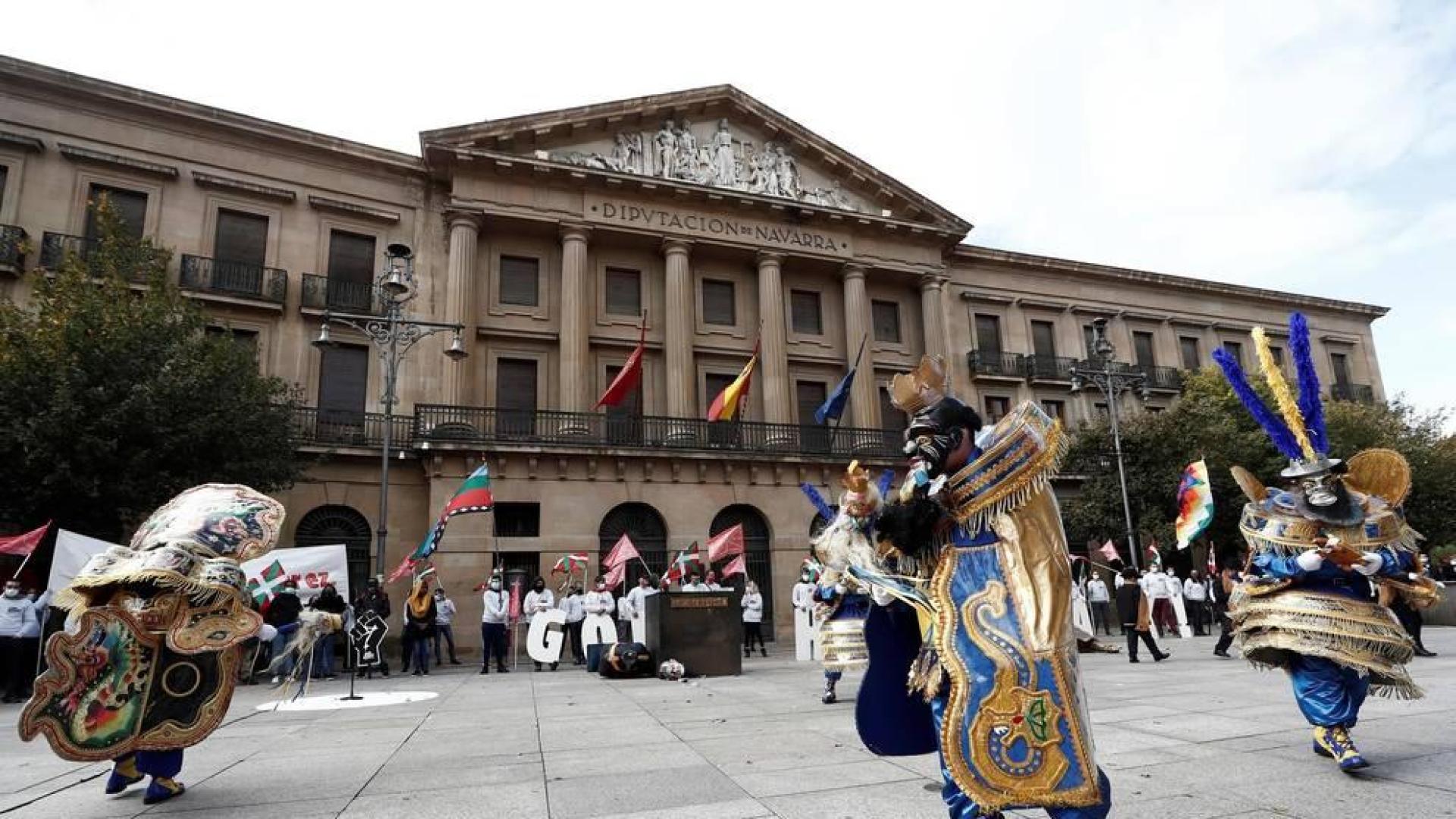 Maya pide que se sancione a los organizadores del acto contra el rey