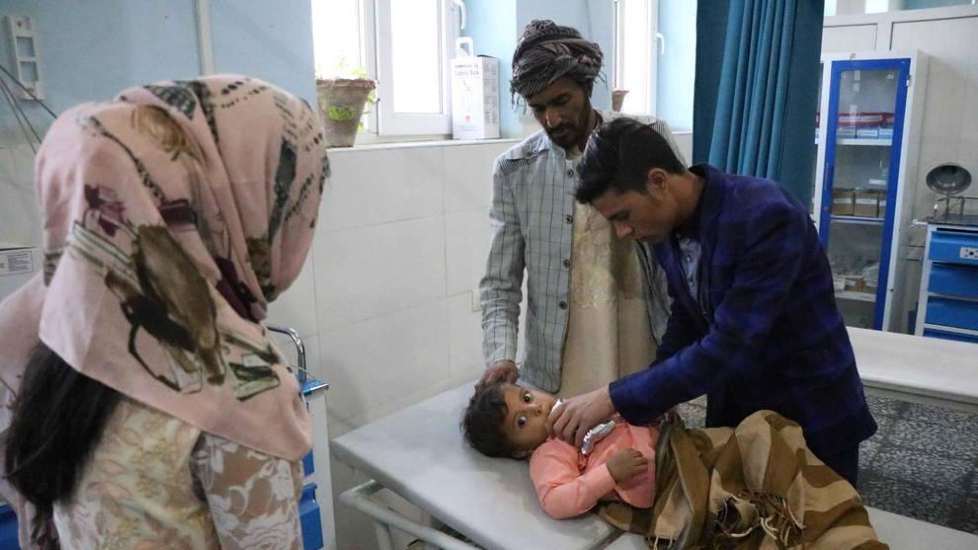 Una ofensiva talibán causa al menos 35.000 desplazados en el sur de Afganistán