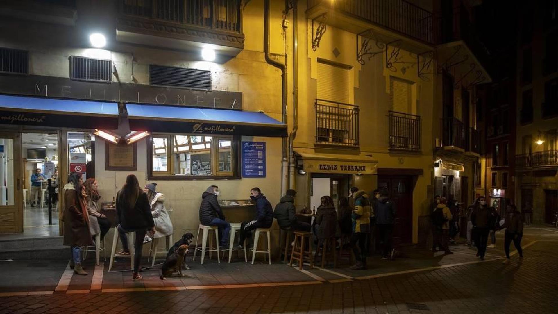 El cierre reduce la afluencia del 'juevintxo'