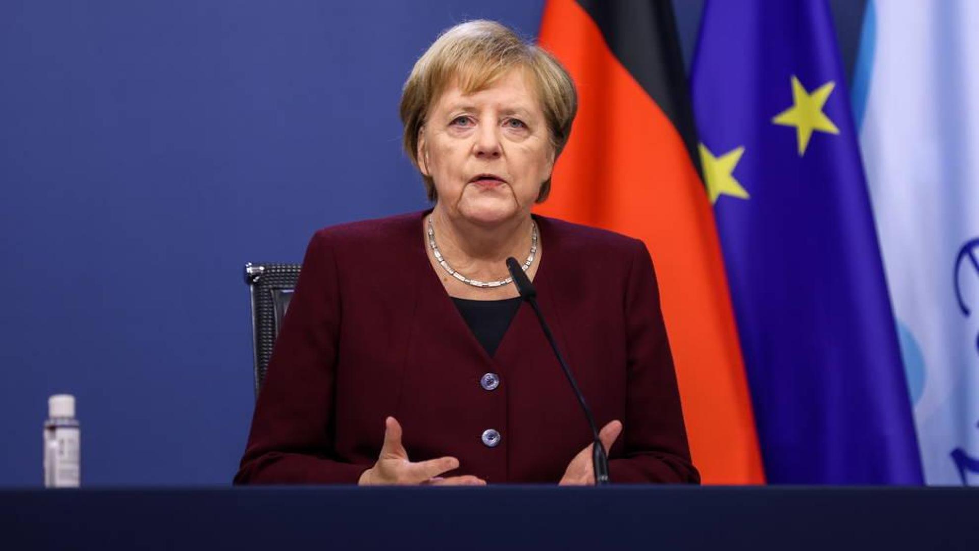 Merkel pide a los alemanes permanecer en casa ante el repunte del coronavirus