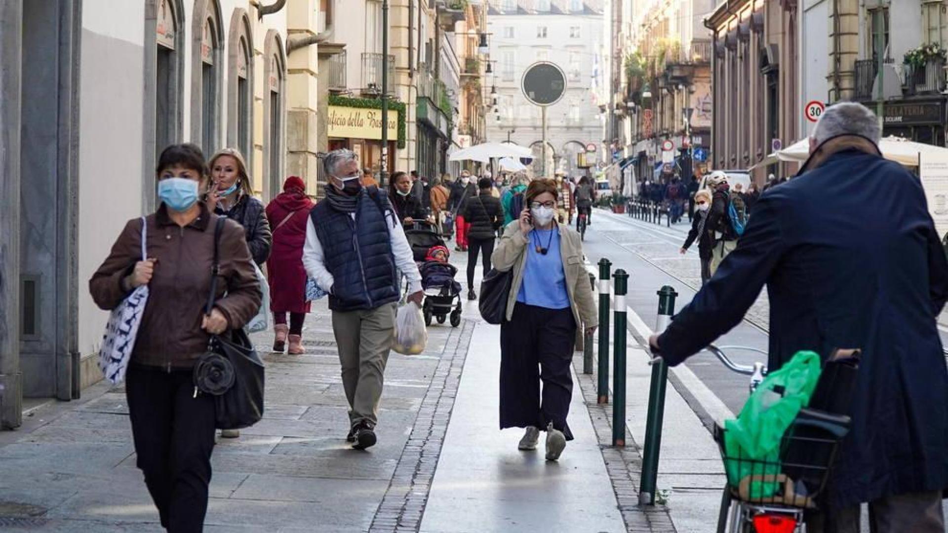 El debate sobre los confinamientos divide al mundo científico
