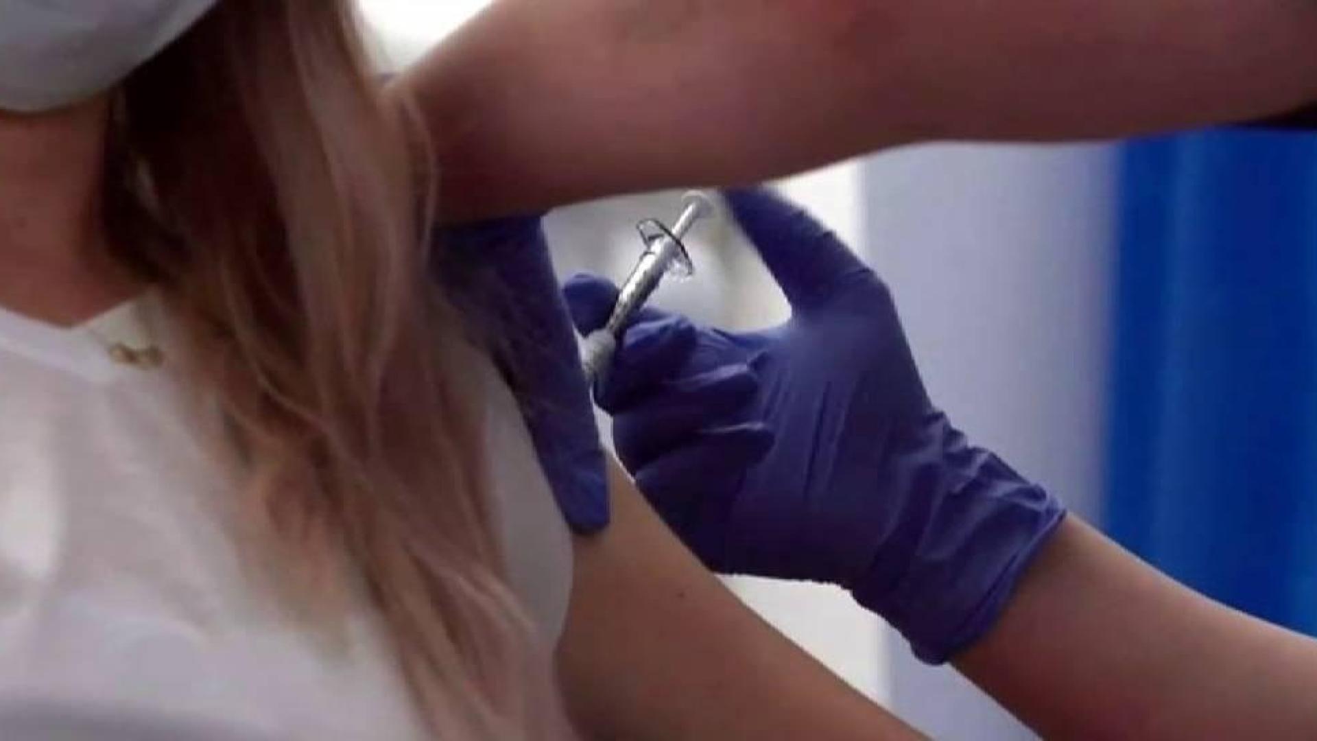 Nuevo varapalo en el desarrollo de la vacuna de Oxford