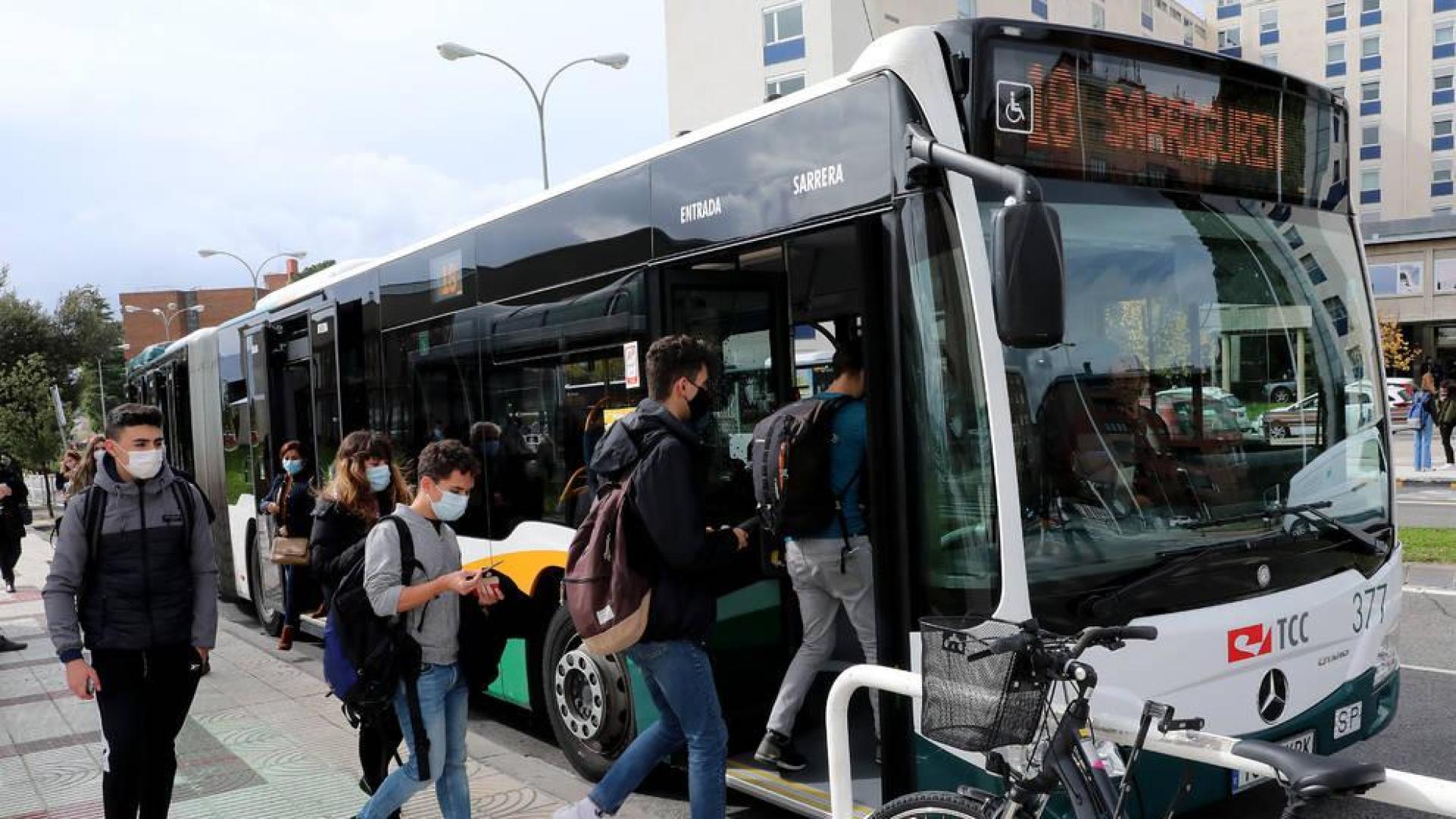 La villavesa no es alternativa al coche para el 54% de usuarios