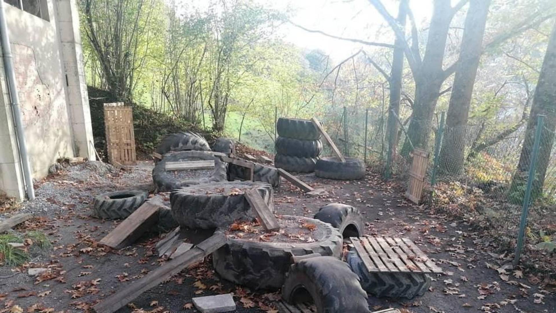 Lesaka habilita en 'auzolan' un parque de trial para bicicletas
