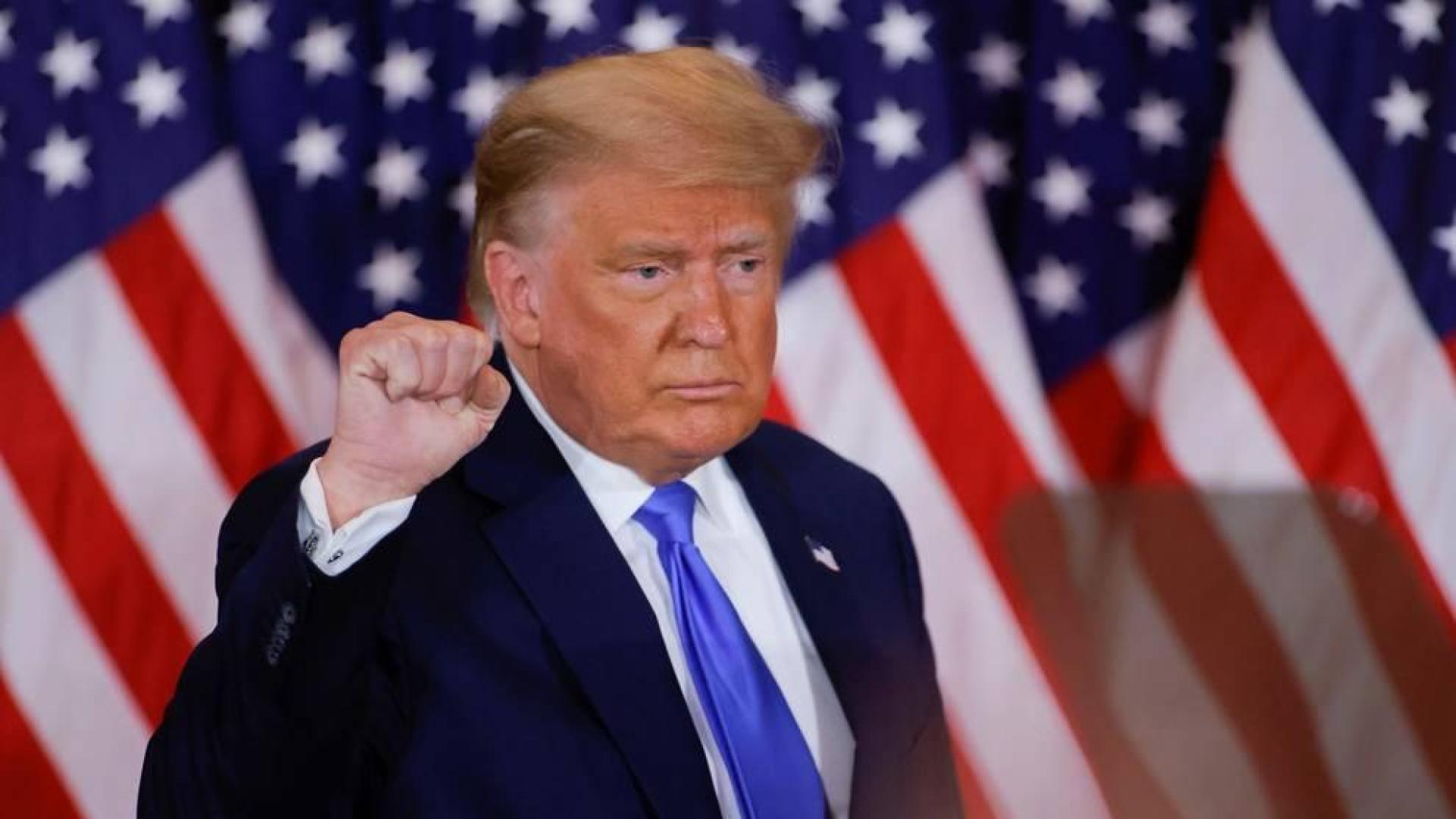Trump dice haber ganado las elecciones y clama fraude mientras sigue recuento