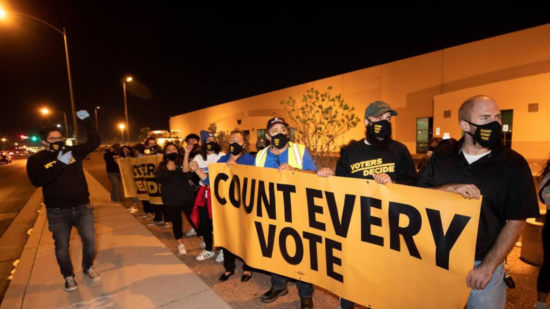 Claves de última hora sobre las elecciones en EEUU, con Luis Melgar (The Wall Street Journal)