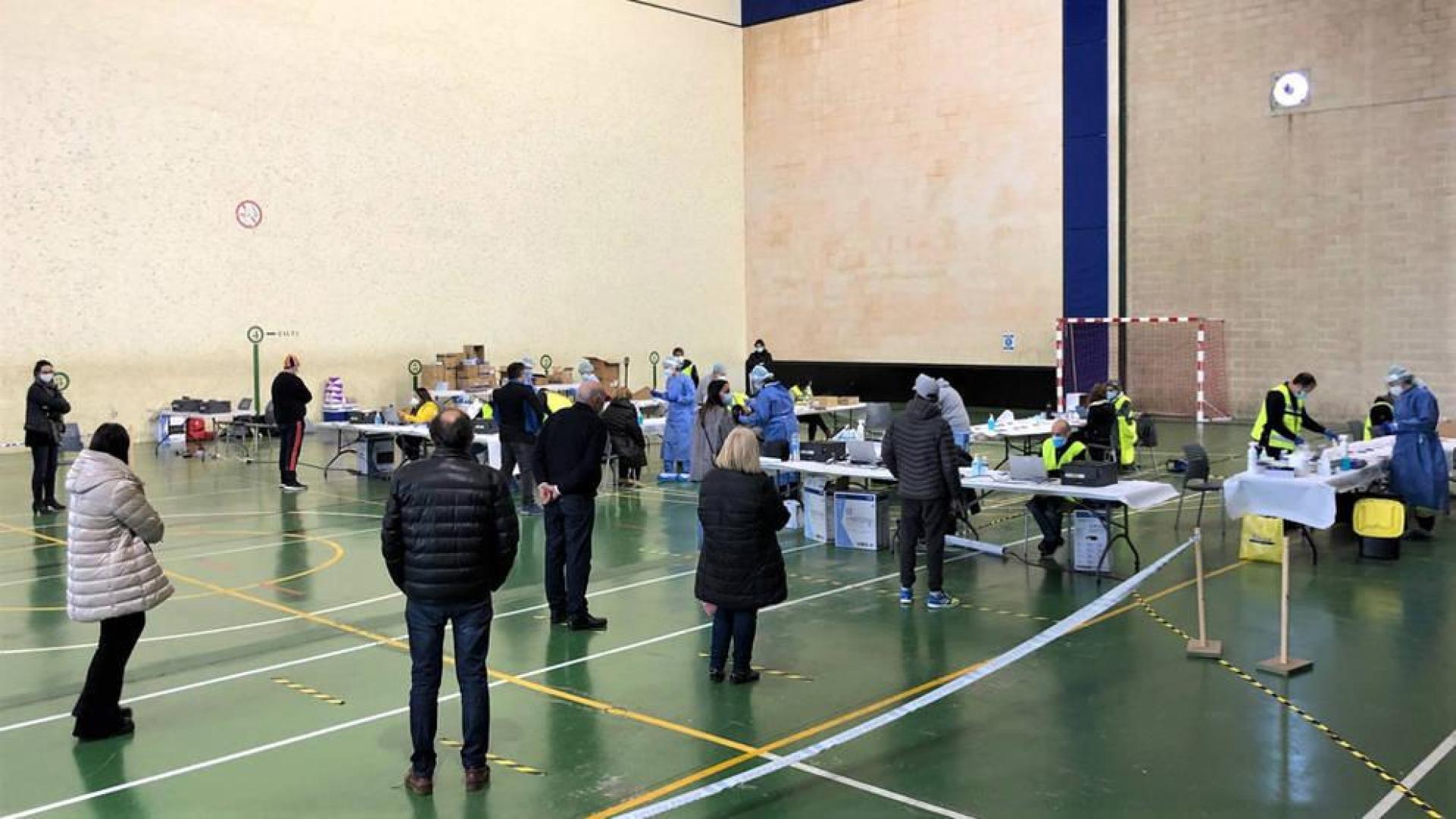 Salud realiza pruebas a los 2.700 residentes en Ribaforada mayores de 14 años
