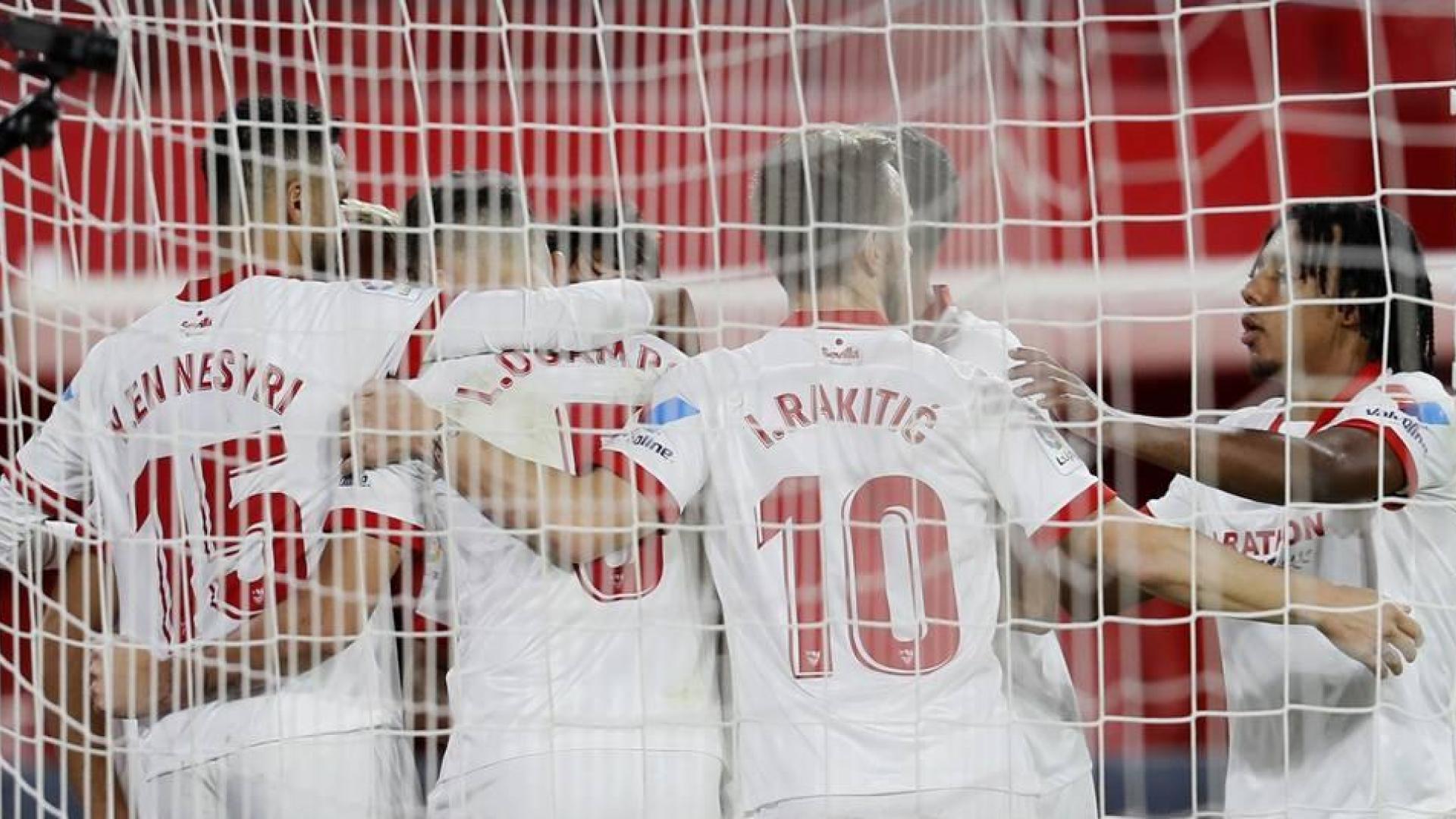 Galería de fotos del partido entre el Sevilla y Osasuna en el Sánchez Pizjuán