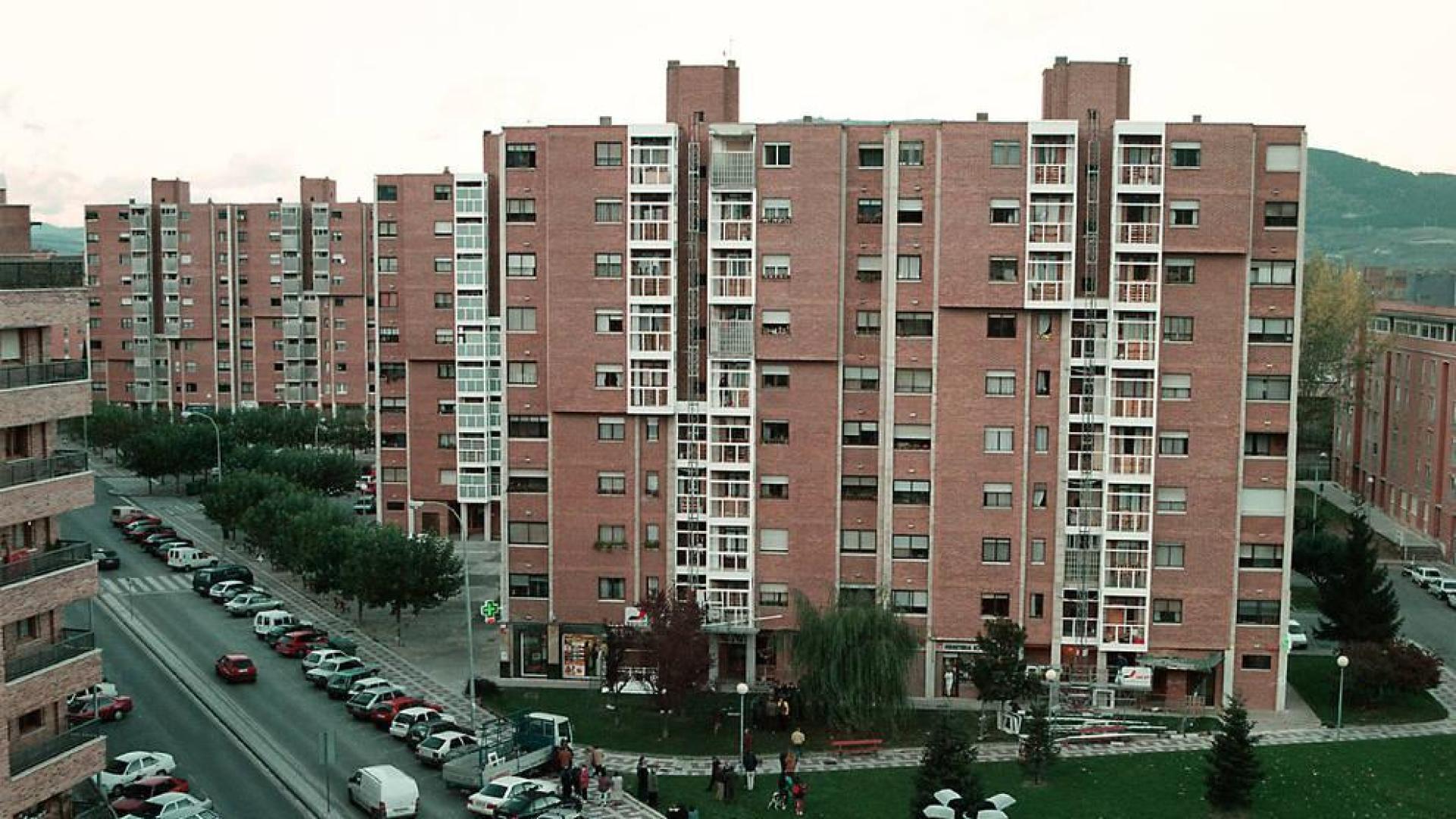 Agrupación de viviendas Gure Biltzar