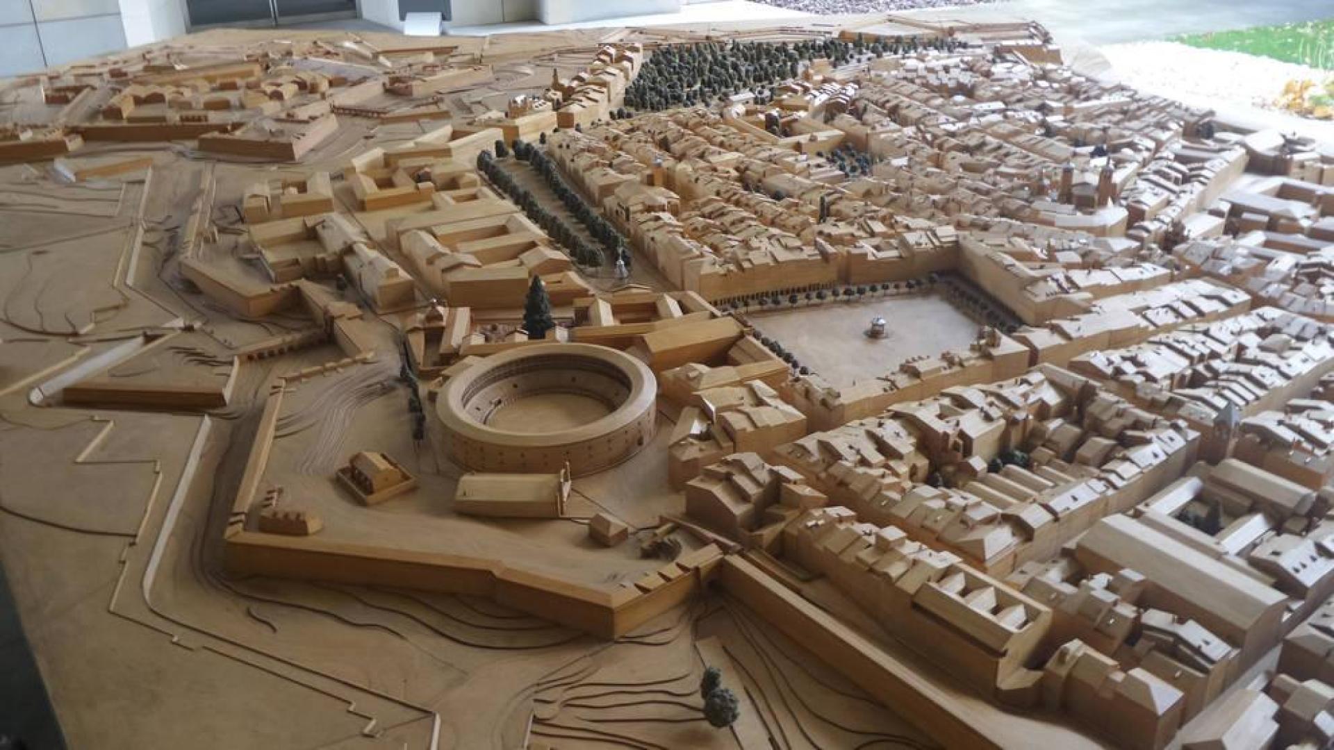 Microexposición en el Archivo de Navarra por el centenario del II Ensanche