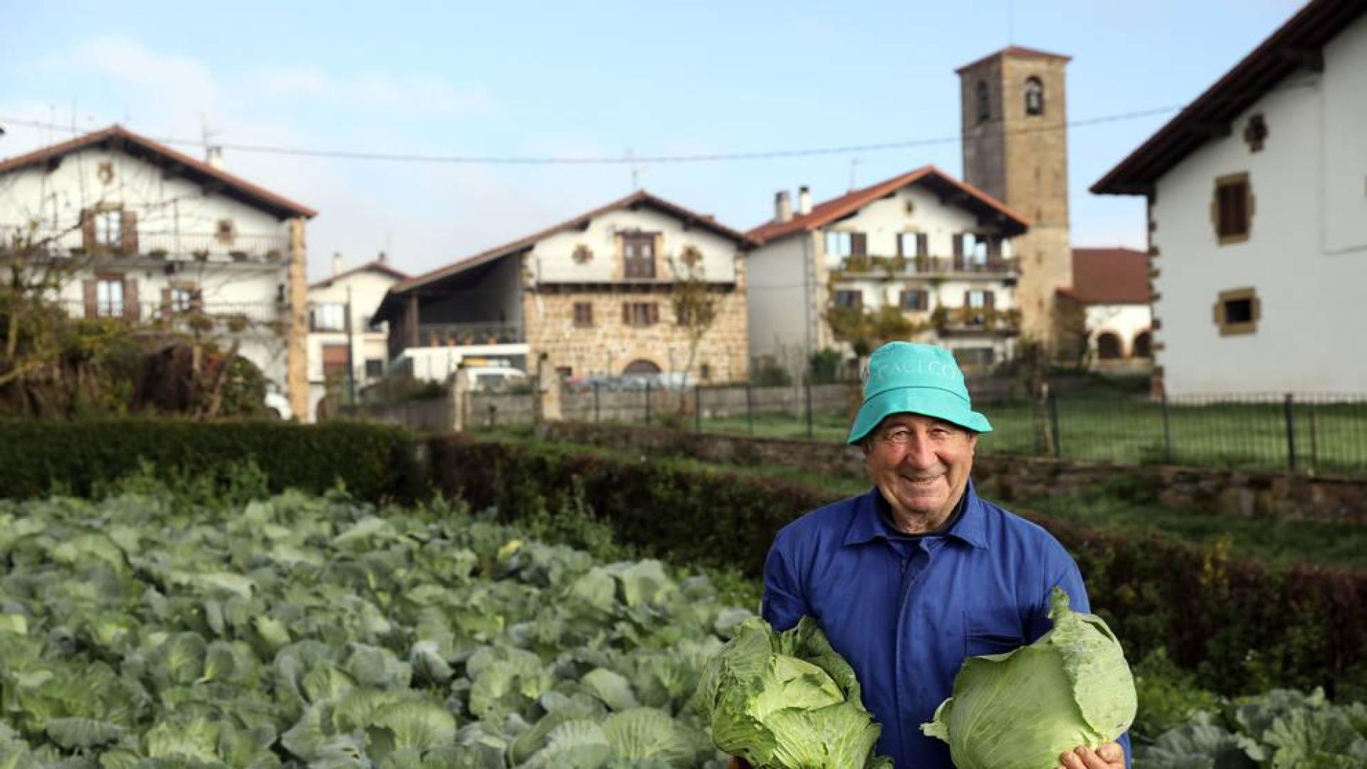 La generosidad de Jesús Ezcurra alegra a la residencia del valle y a las Hermanitas de los Pobres