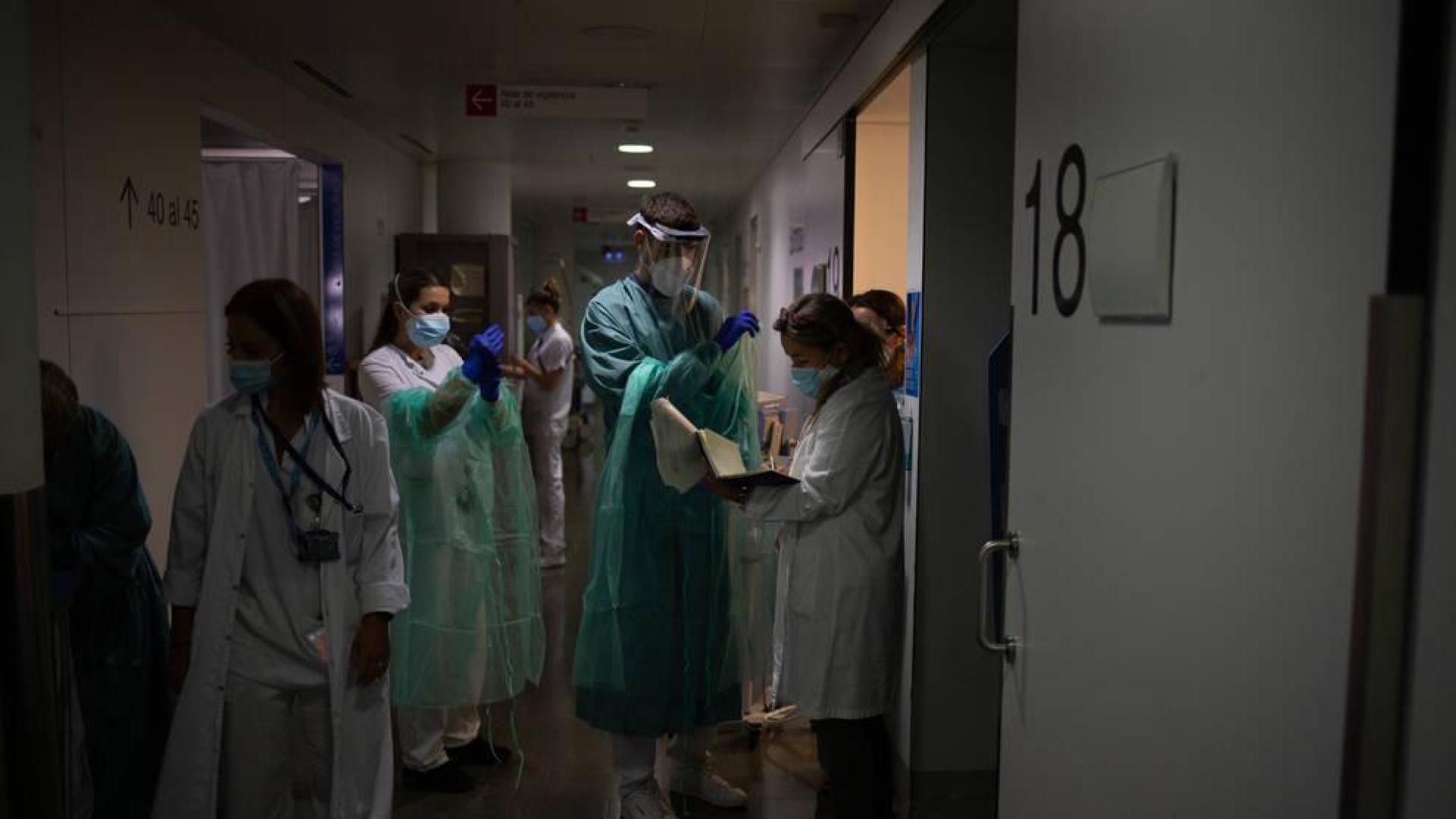 Sanidad notifica 22.516 nuevos casos, un descenso frente al viernes pasado