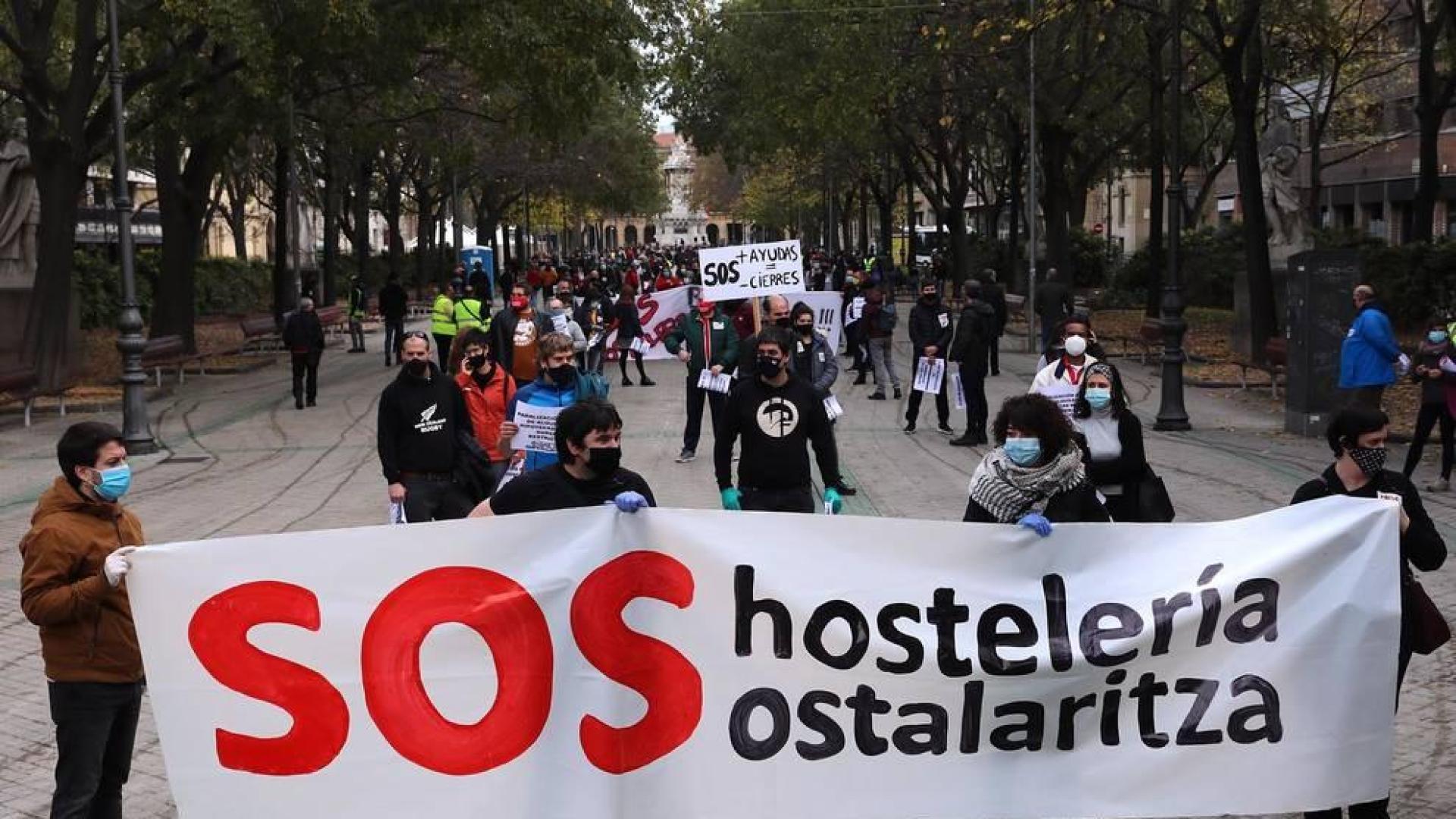 Una manifestación reclama en Pamplona un "rescate inmediato y real" para la hostelería