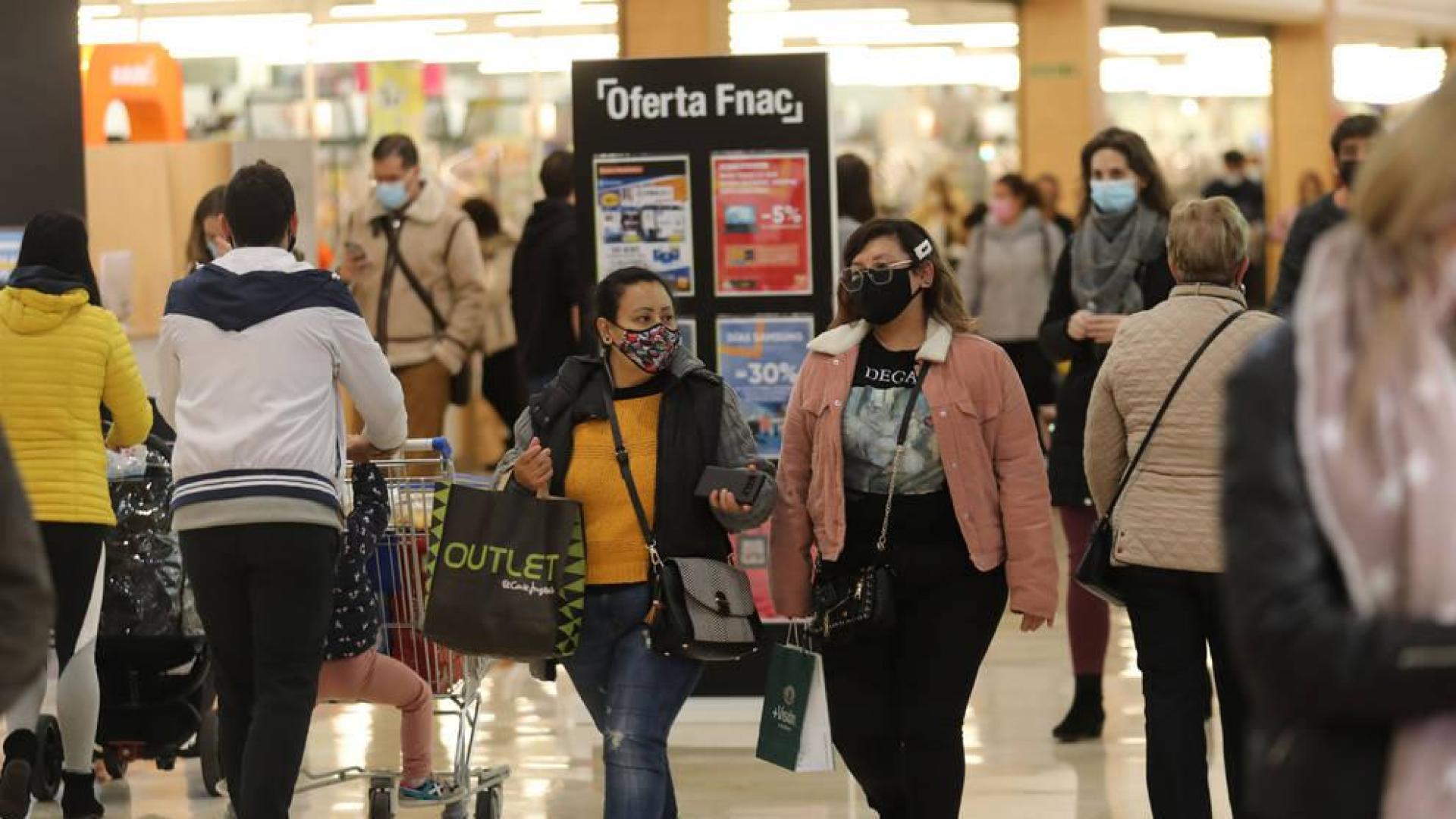 Autoridades y sector comercial diseñan unas normas anti-covid