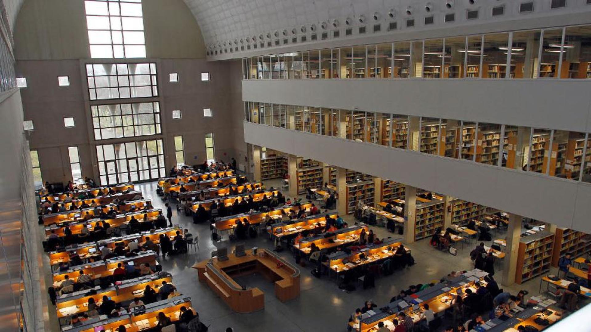La biblioteca de la UPNA