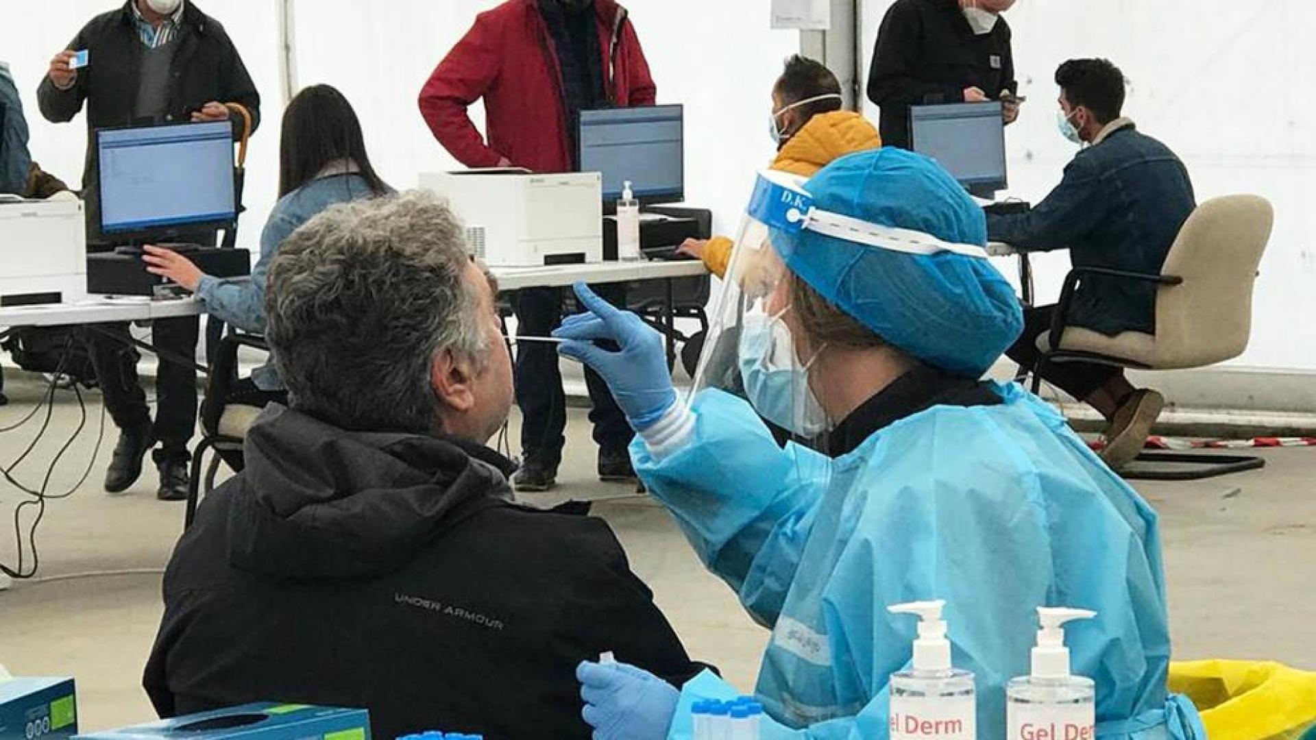 Sanidad notifica 337 fallecidos en un día con 12.289 nuevos contagios