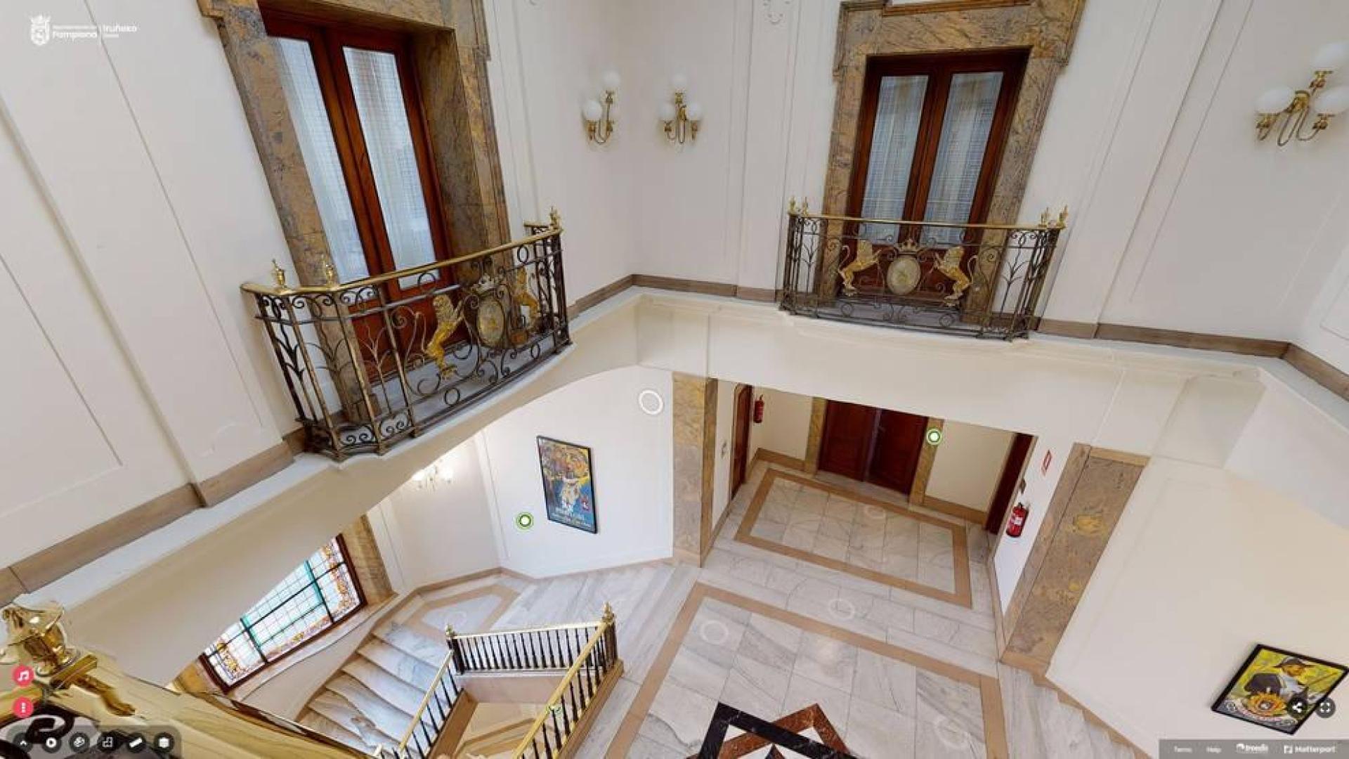 Pamplona abre las puertas de la Casa Consistorial de forma virtual