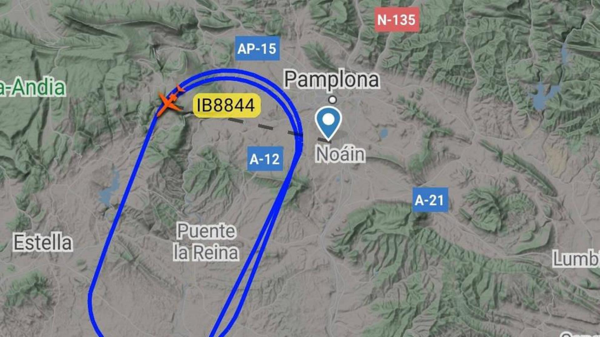 La niebla obliga a desviar el vuelo de Madrid que tenía que aterrizar en Pamplona