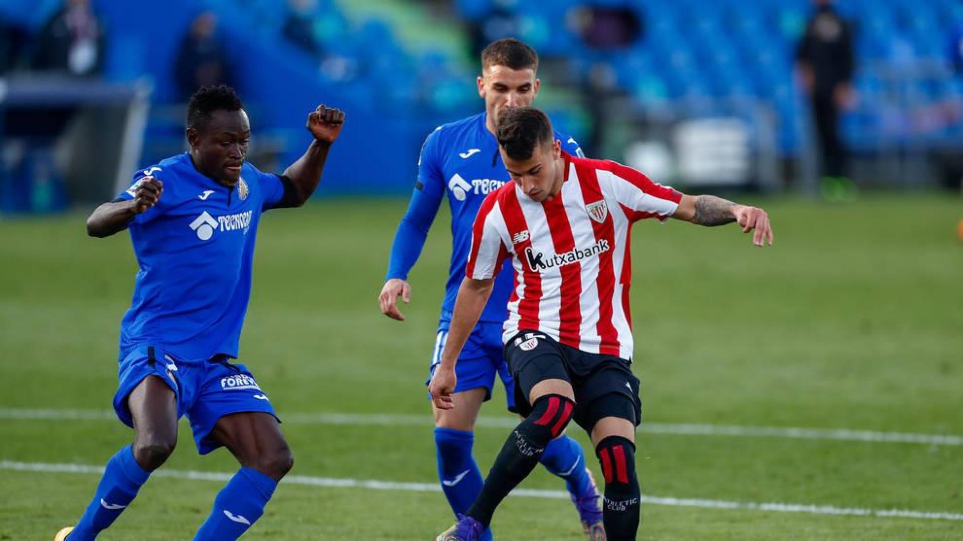 Ángel frena la revolución del Athletic