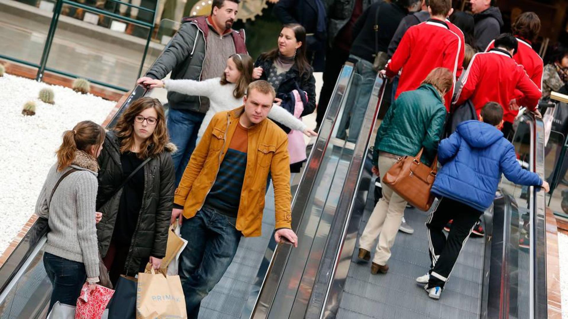 El 19% de los españoles acaba sus compras de Navidad en noviembre