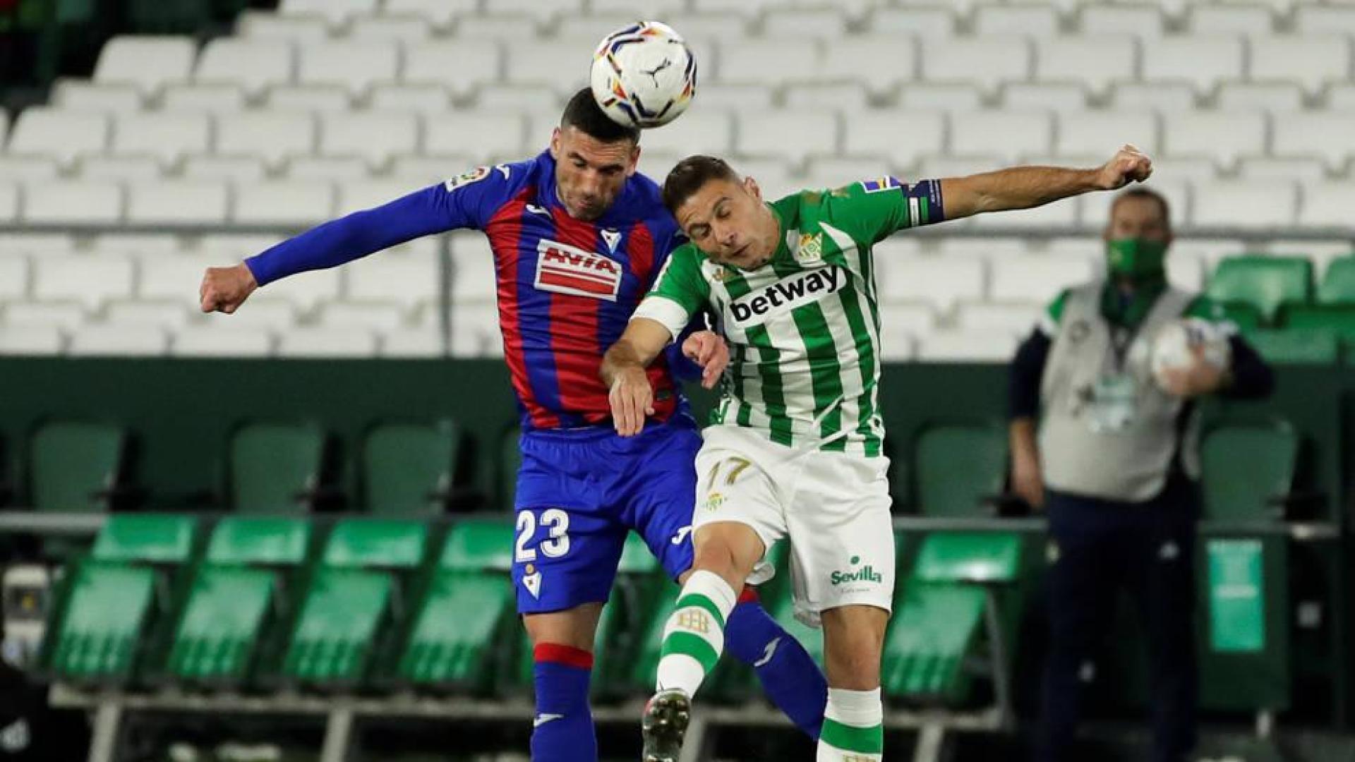Mendilibar deja al Betis tocado antes de su visita a El Sadar