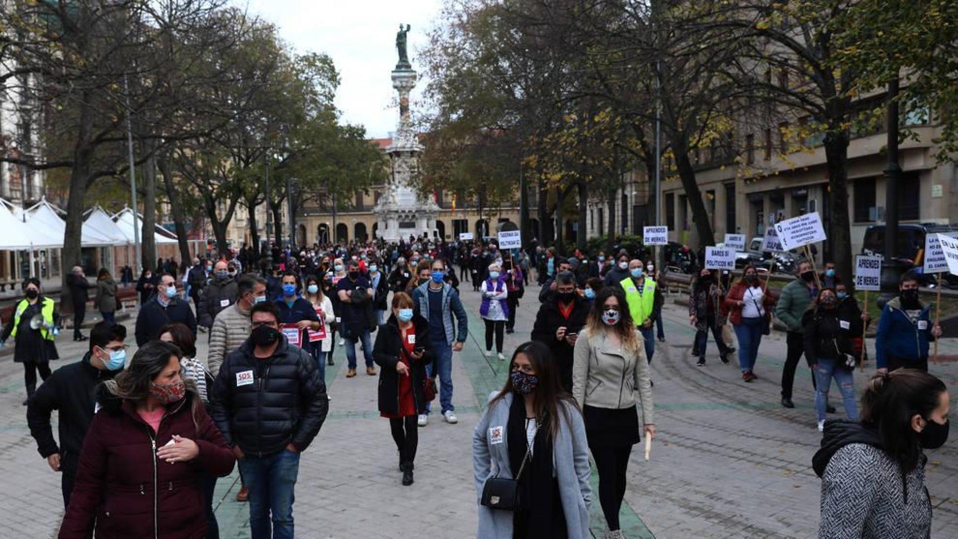 “Igual no nos quitaremos la mascarilla en los bares”
