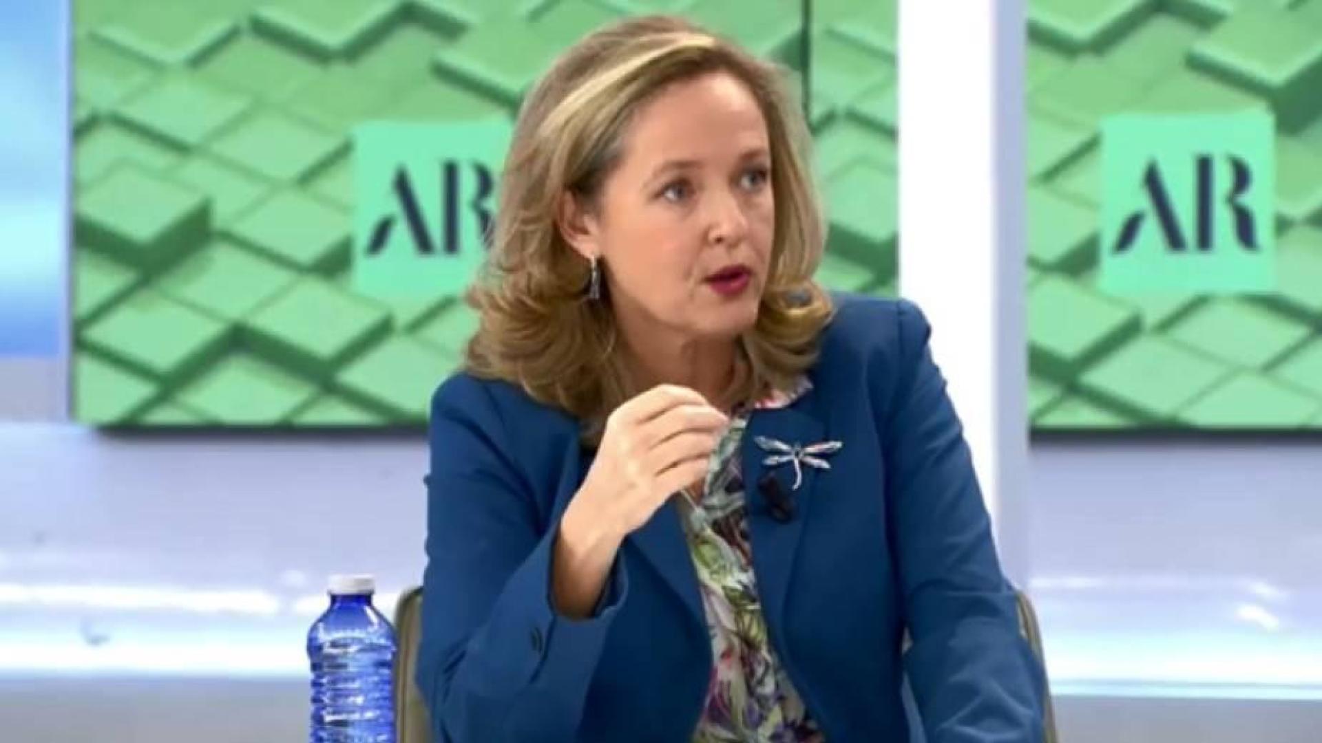Calviño aboga por revisar "todo" el sistema de financiación a partir de 2021