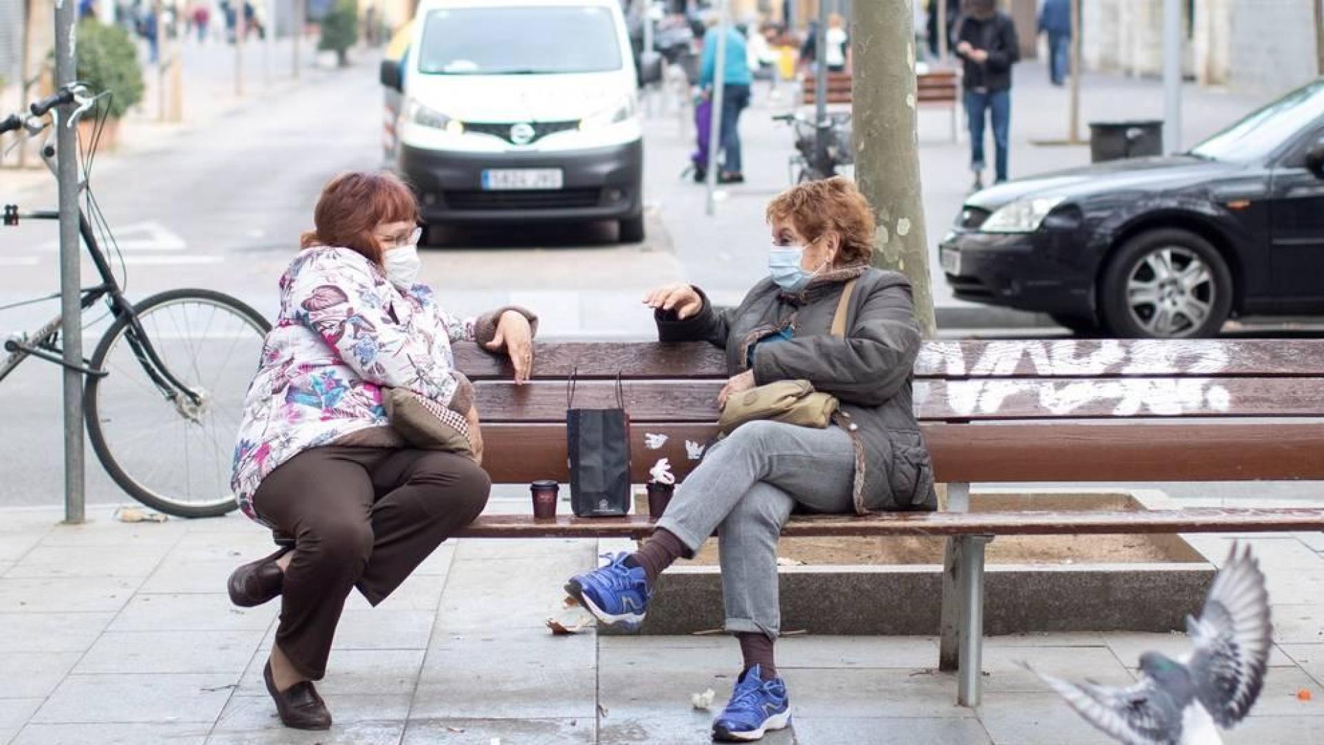 Cataluña mantendrá los bares y restaurantes cerrados otros diez días