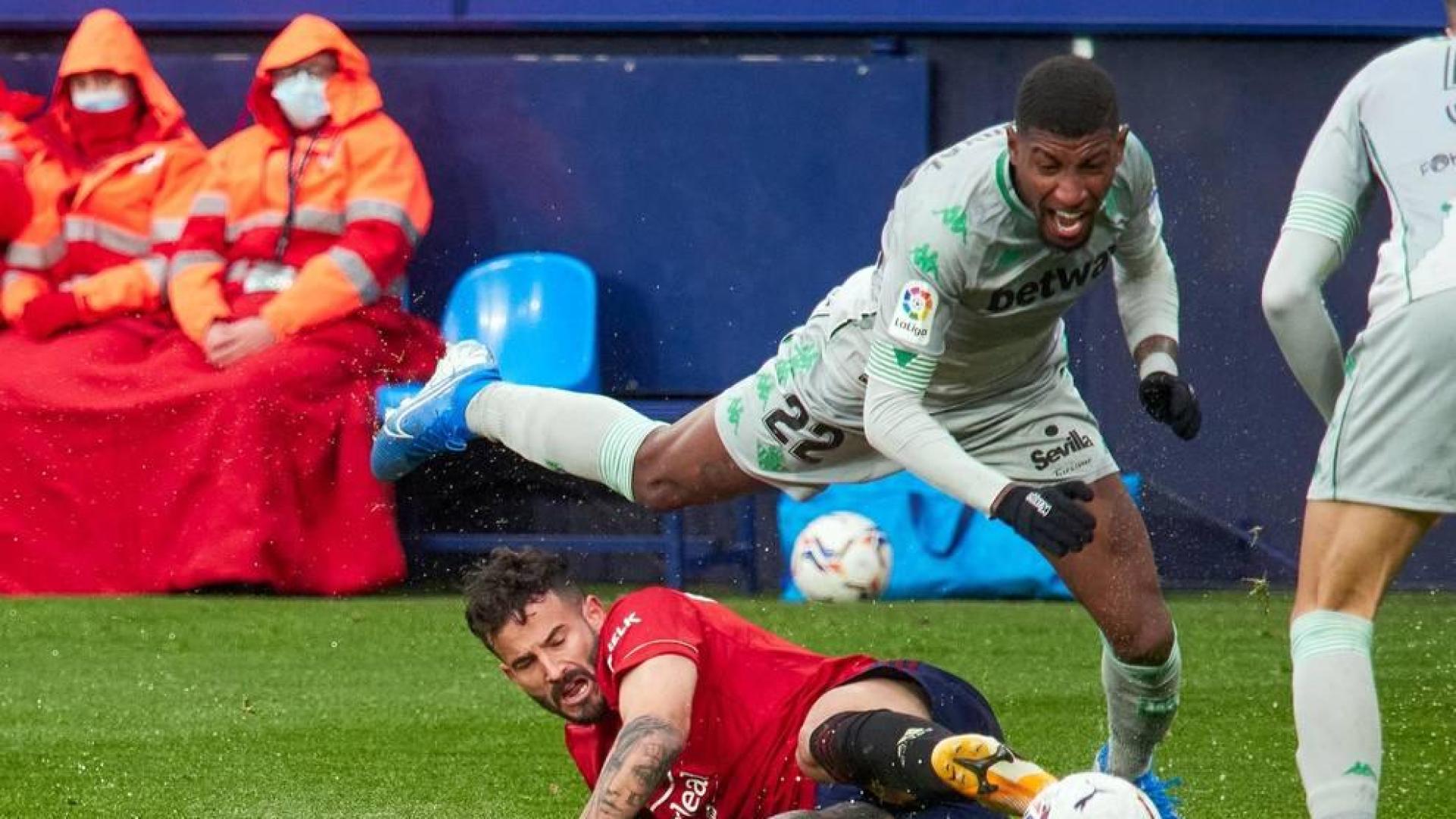 Galería de fotos del partido entre Osasuna y Betis, que ha finalizado con derrota rojilla por 0-2