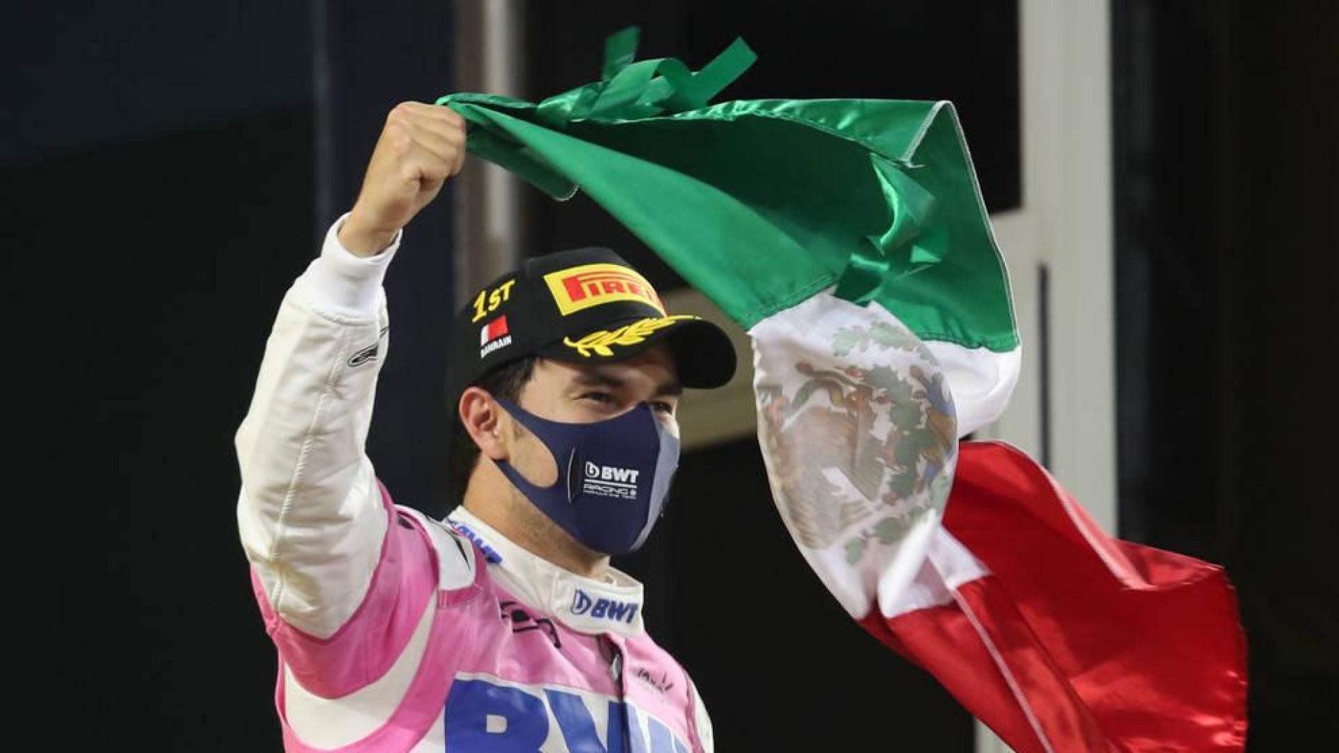 Sergio Pérez gana el Gran Premio de Sakhir con Carlos Sainz rozando el podio