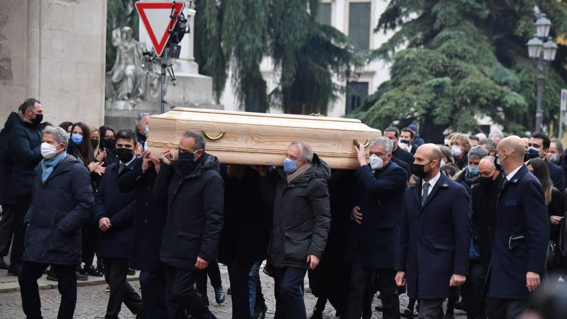 Entran a robar en casa del futbolista Paolo Rossi durante su funeral