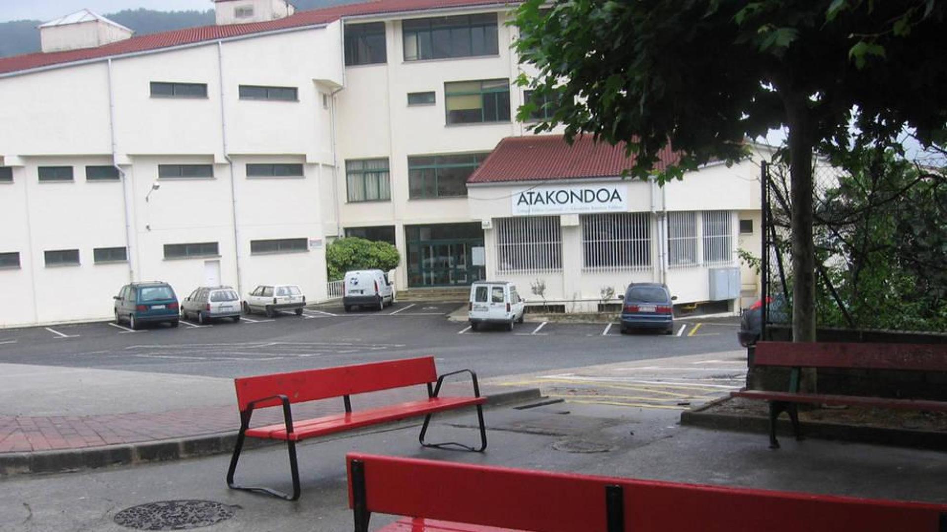 Iniciadas las obras de ampliación del colegio Atakondoa de Irurtzun